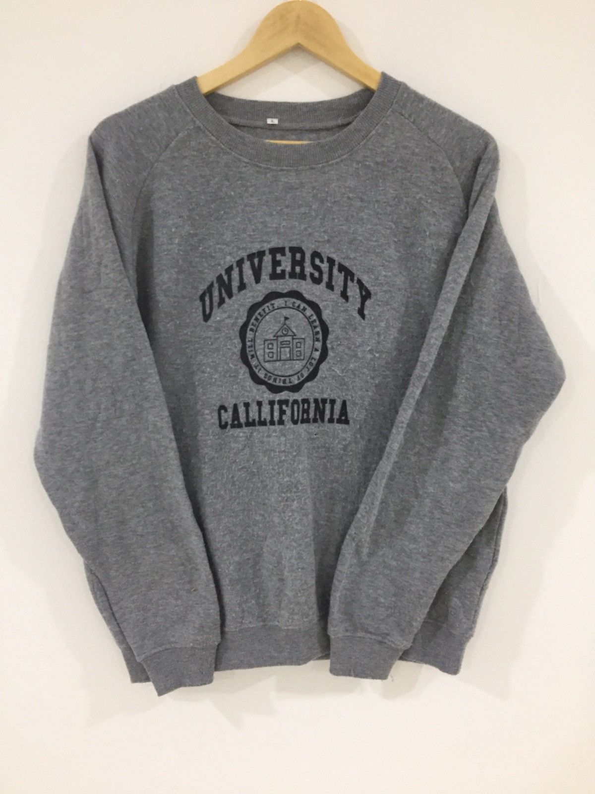 Vintage Vintage University Callifornia Crewneck Sweatshirt Size US L / EU 52-54 / 3 - 1 Thumbnail