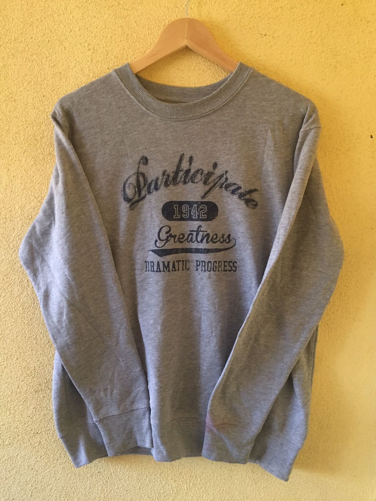 Japanese Brand Vintage Hill Crop Crewneck Sweatshirt Size US L / EU 52-54 / 3 - 1 Thumbnail
