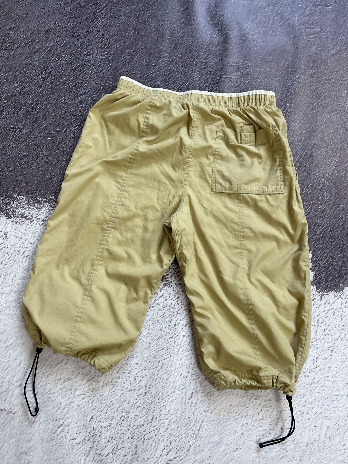 Nike Nike vintage y2k beige shorts drill swoosh logo embroidered Size US 32 / EU 48 - 11 Thumbnail