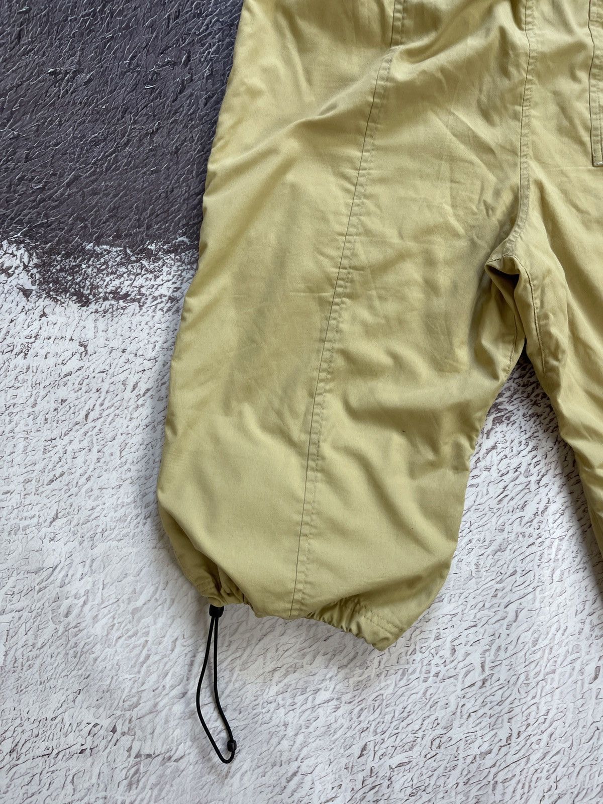Nike Nike vintage y2k beige shorts drill swoosh logo embroidered Size US 32 / EU 48 - 12 Thumbnail