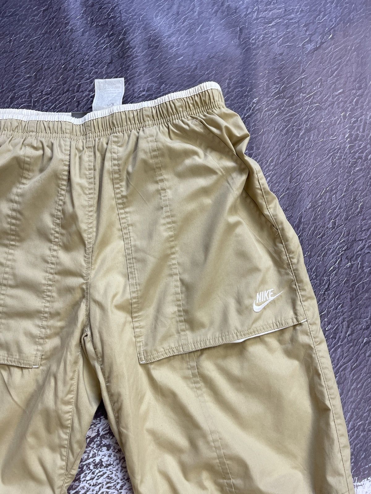 Nike Nike vintage y2k beige shorts drill swoosh logo embroidered Size US 32 / EU 48 - 5 Thumbnail