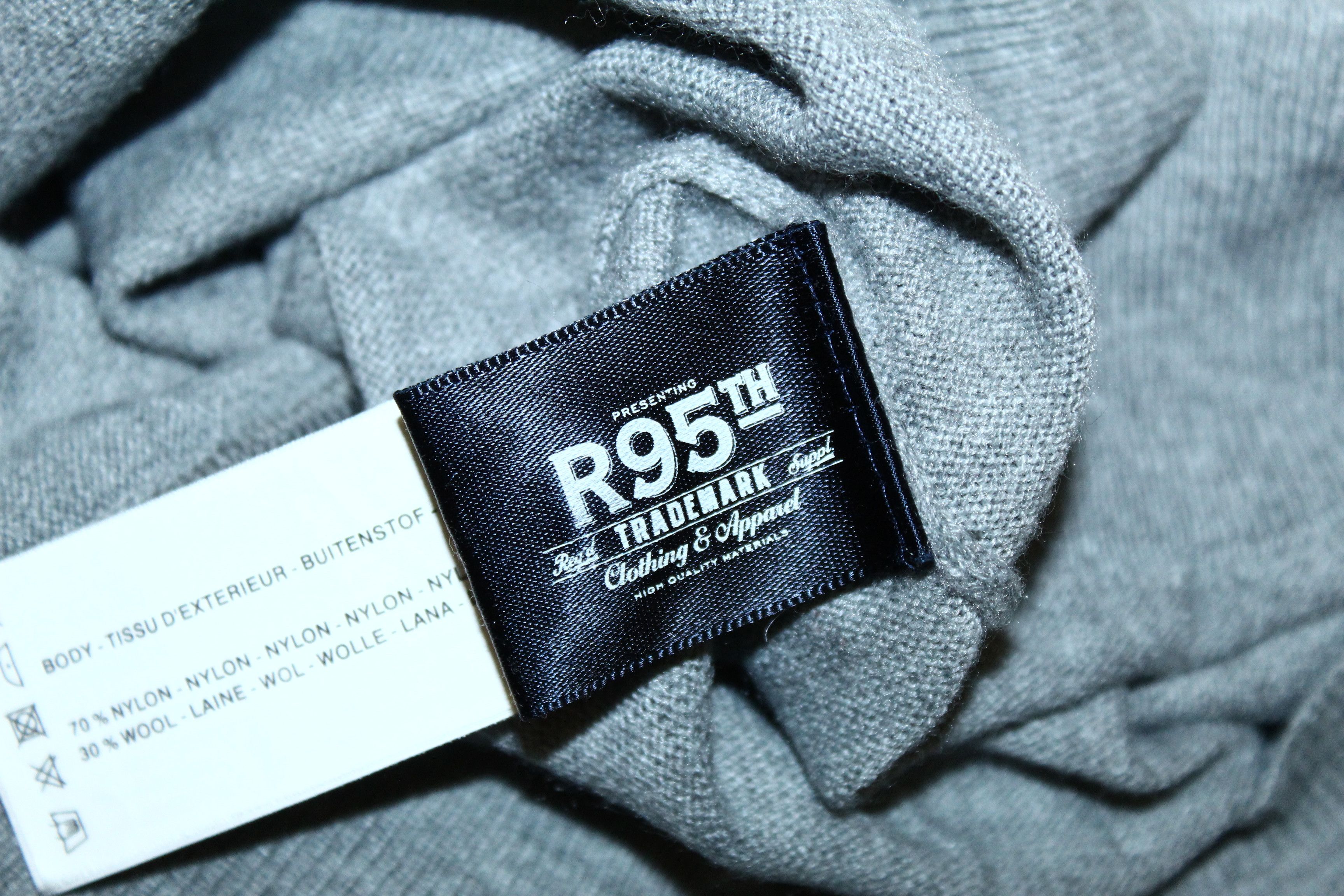 Other R95TH Nylon Wool Knitted Cardigan Size US M / EU 48-50 / 2 - 9 Thumbnail