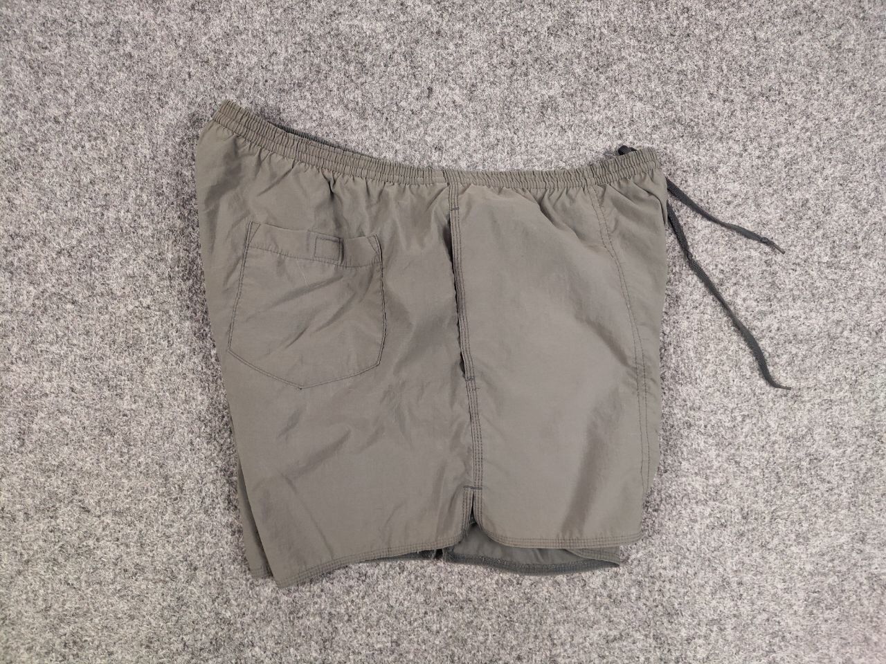 Nike Vintage 90's Nike Logo Nylon Faded Gray Casual Short Style Size US 36 / EU 52 - 10 Thumbnail