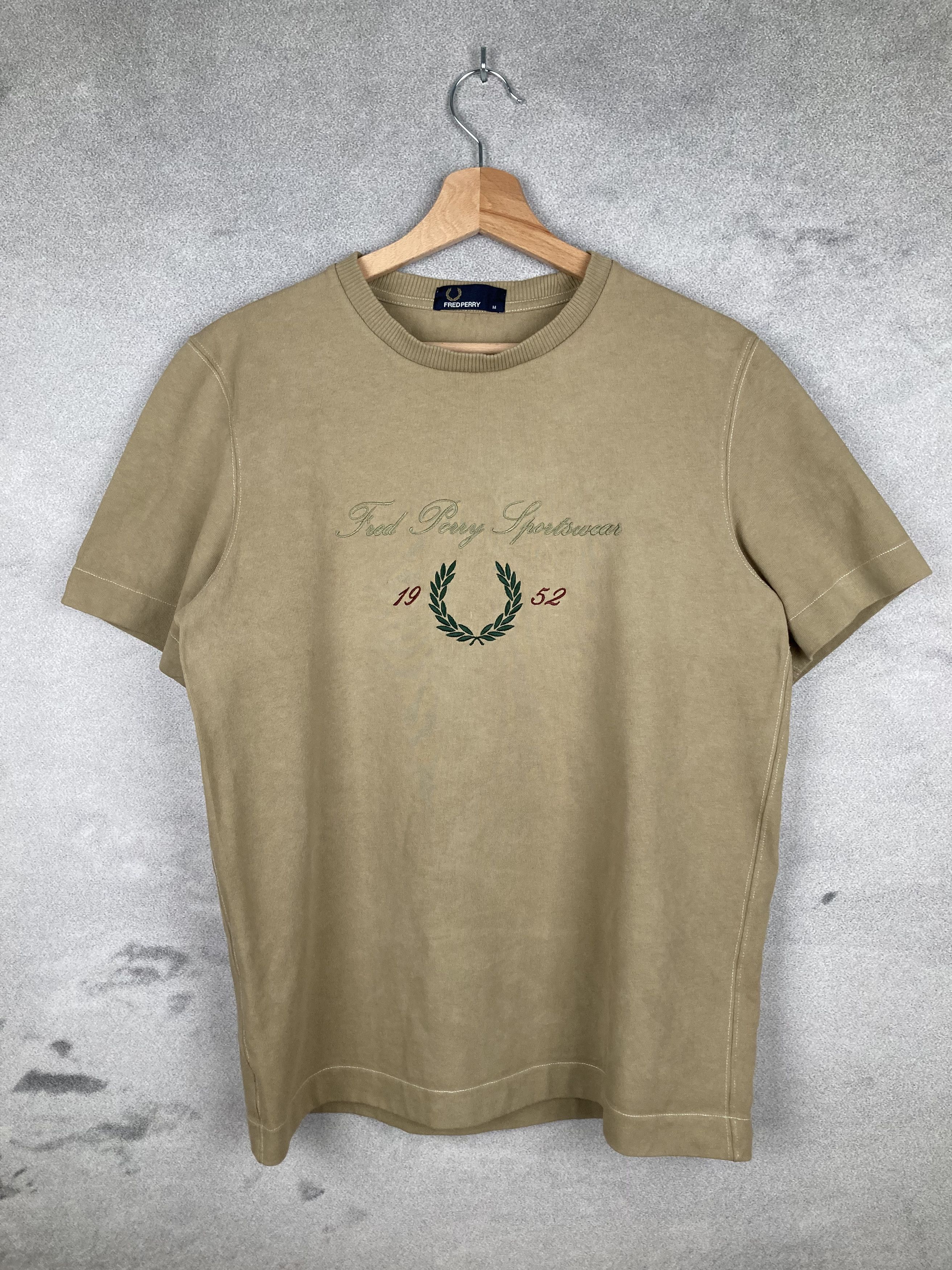 Fred Perry Vintage Fred Perry Tee Embroidered Logo Size US M / EU 48-50 / 2 - 1 Thumbnail