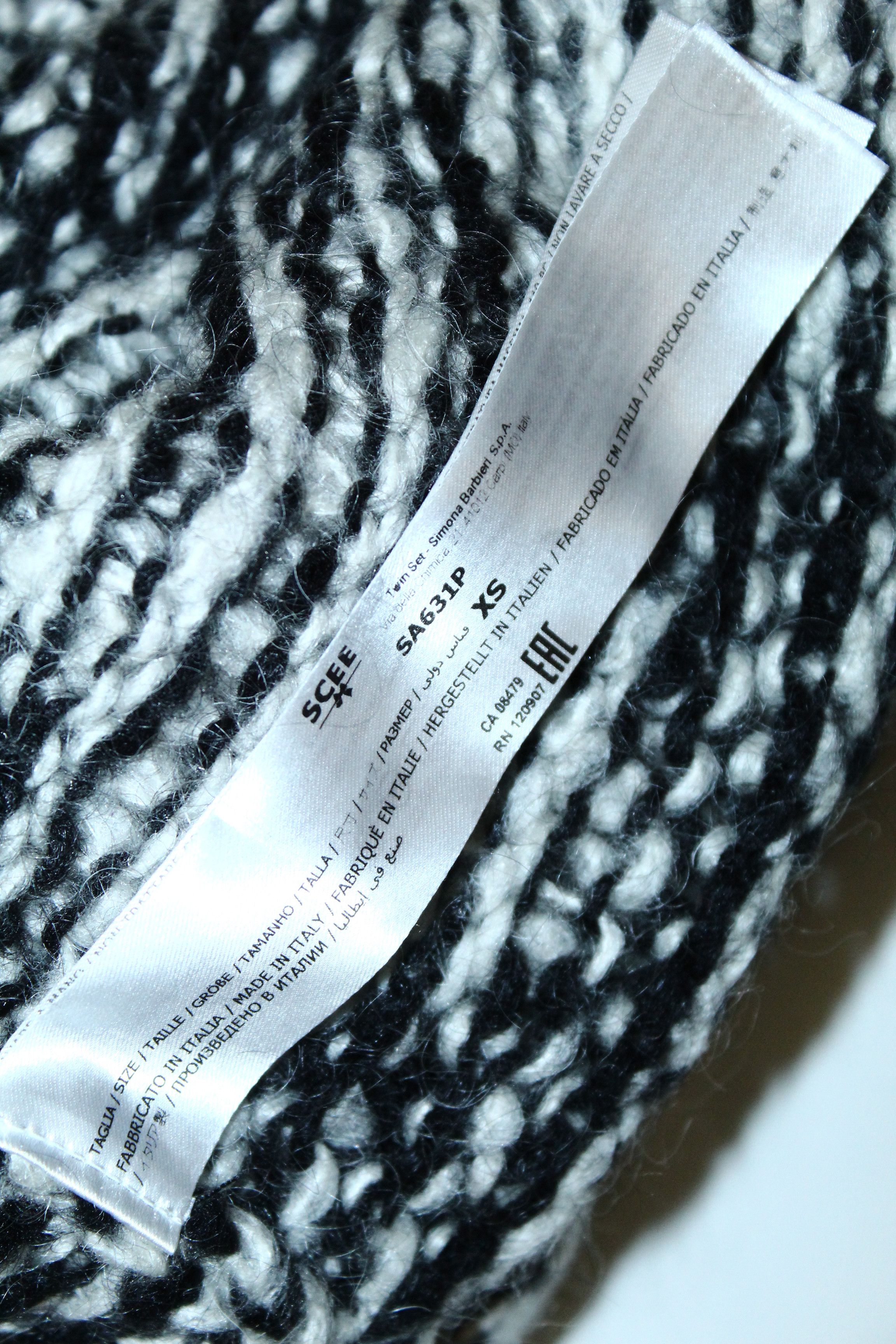 TWINSET SCEE by Twin-Set Stars Pattern Chunky Knit Mohair Sweater Size XS / US 0-2 / IT 36-38 - 9 Thumbnail