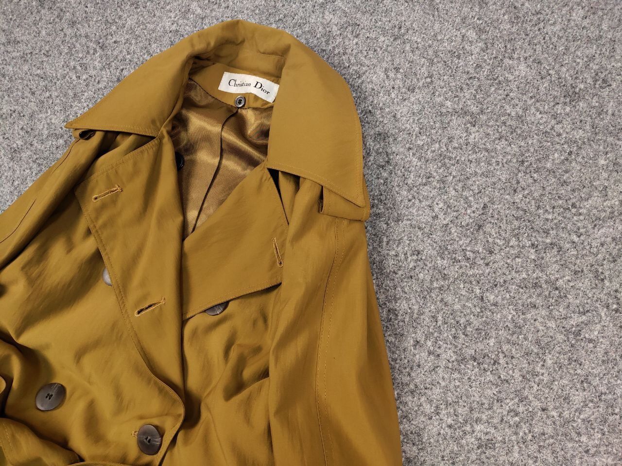 Christian Dior Monsieur Vintage 90's Christian Dior Yellow Gold Trench Coat Jacket Size M / US 6-8 / IT 42-44 - 4 Thumbnail