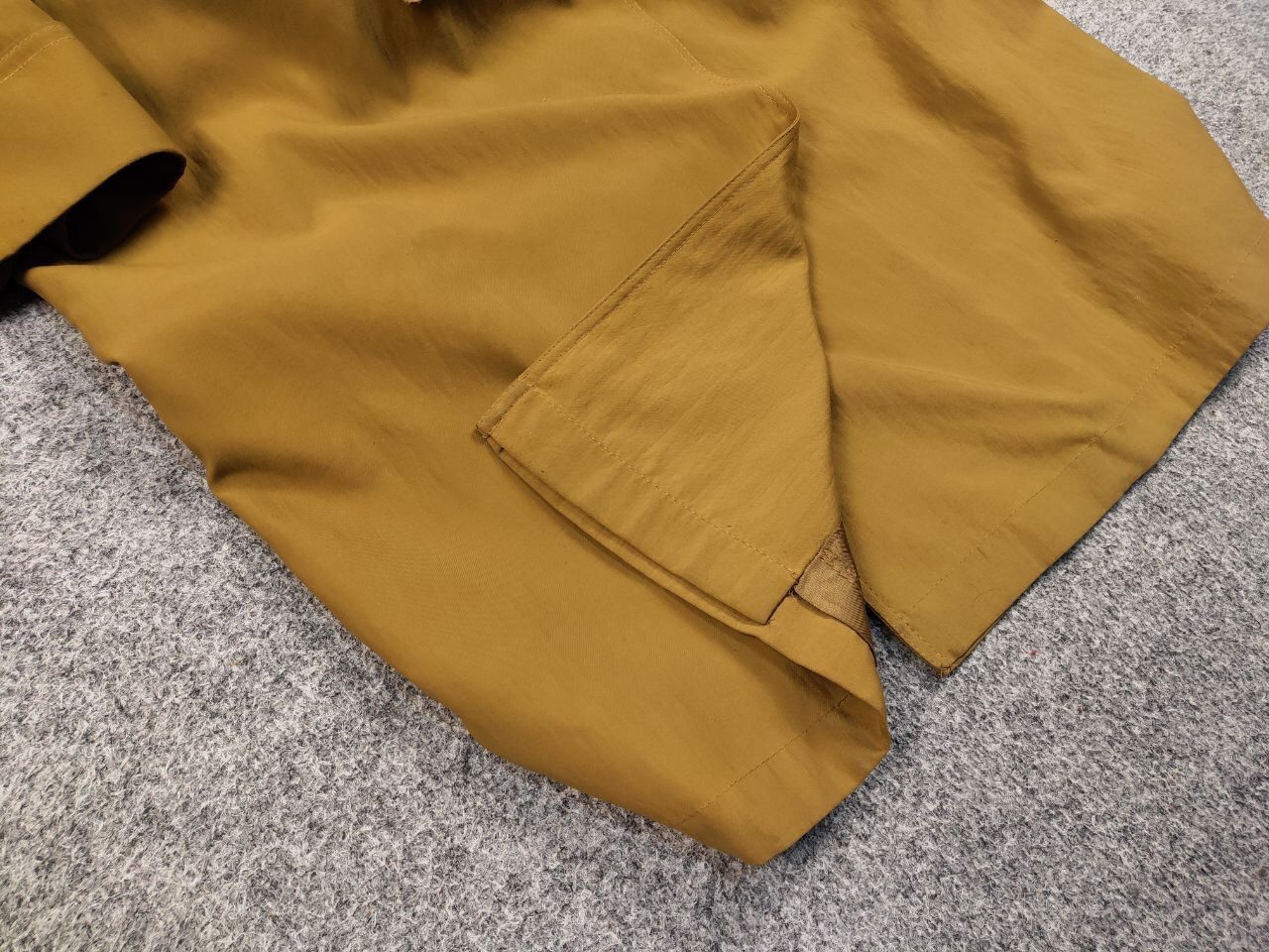 Christian Dior Monsieur Vintage 90's Christian Dior Yellow Gold Trench Coat Jacket Size M / US 6-8 / IT 42-44 - 7 Thumbnail
