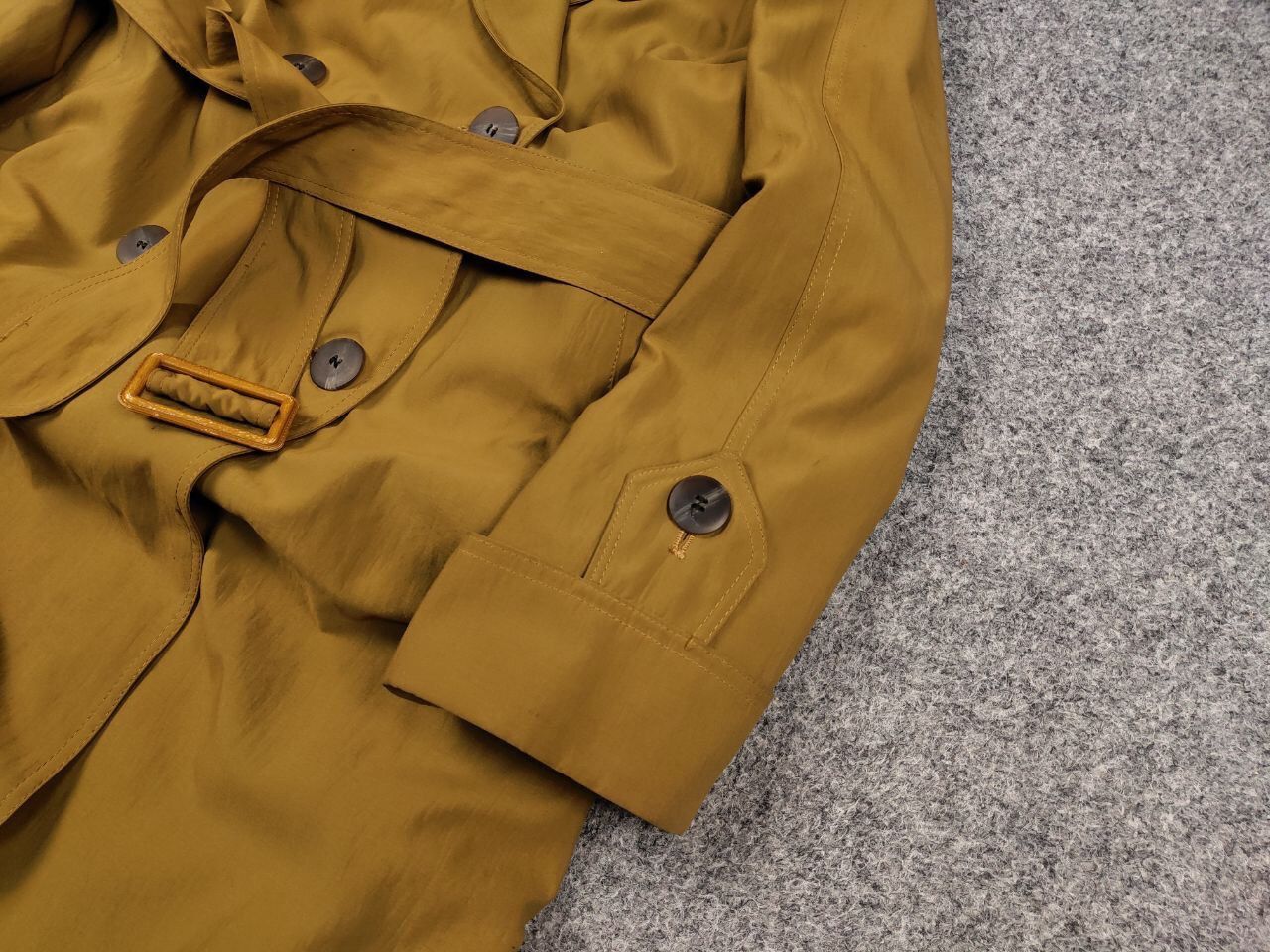 Christian Dior Monsieur Vintage 90's Christian Dior Yellow Gold Trench Coat Jacket Size M / US 6-8 / IT 42-44 - 5 Thumbnail