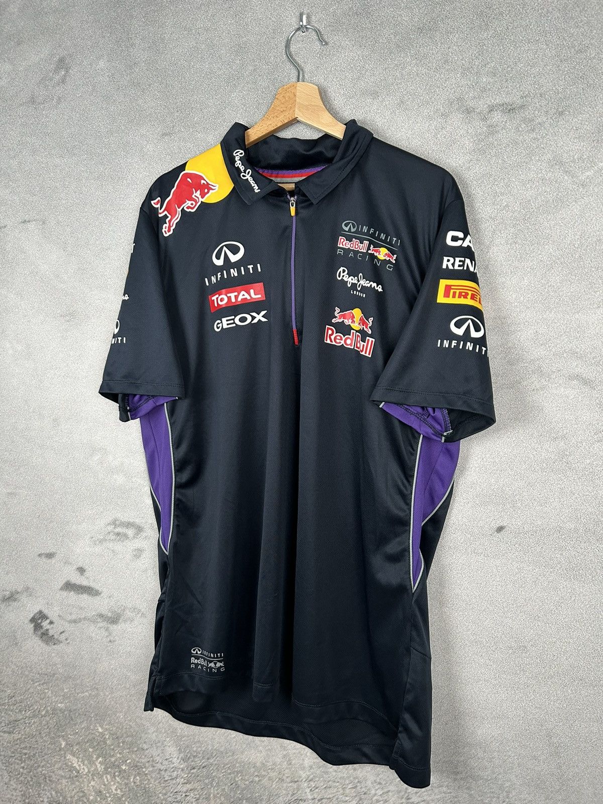 Red Bull Red Bull Racing Tee Infinity F1 NASCAR Rare Logos Size US XXL / EU 58 / 5 - 3 Thumbnail