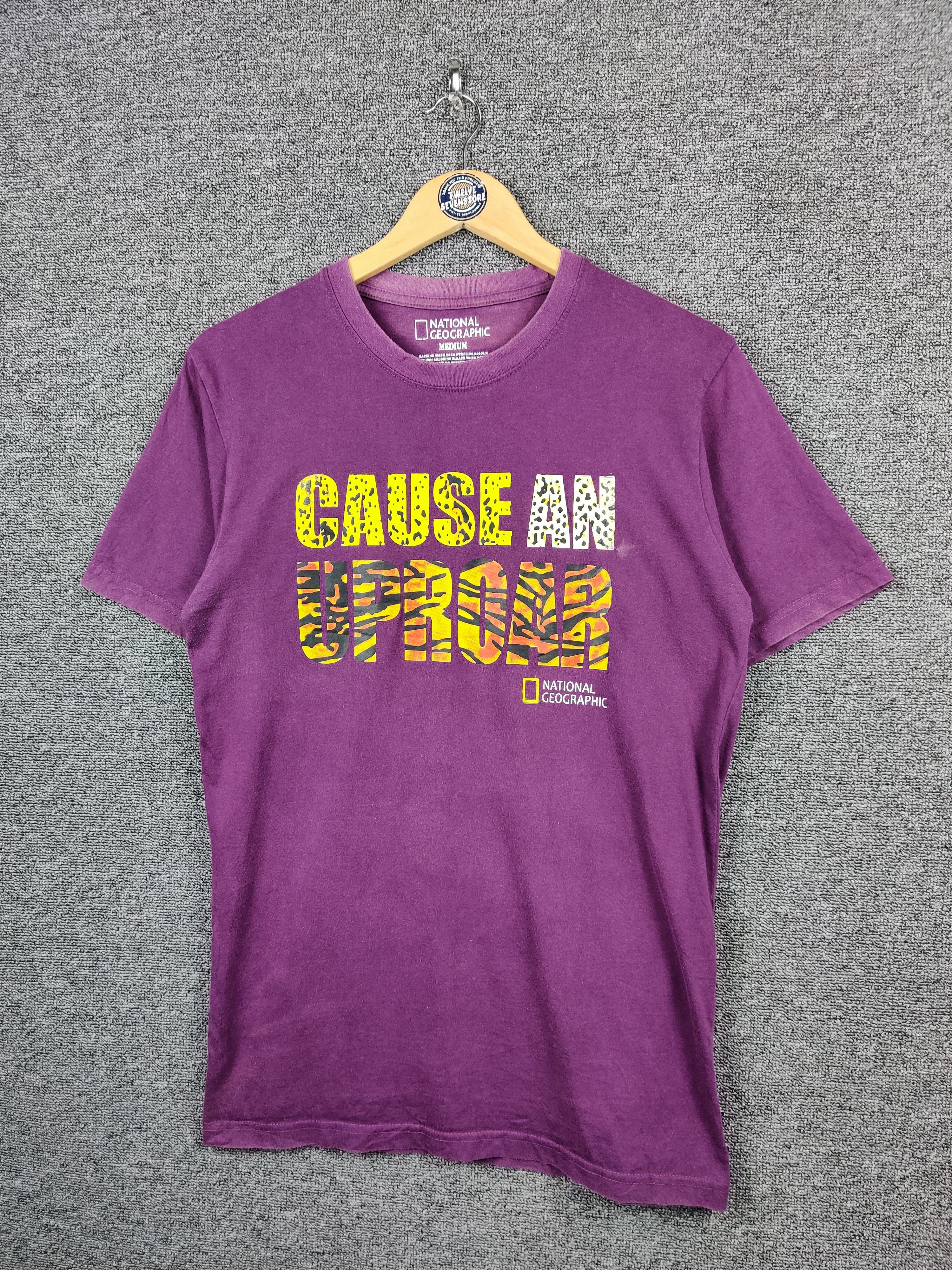 Vintage Vintage National Geographic Cause An Uproar Tees Tshirts Size US M / EU 48-50 / 2 - 2 Thumbnail