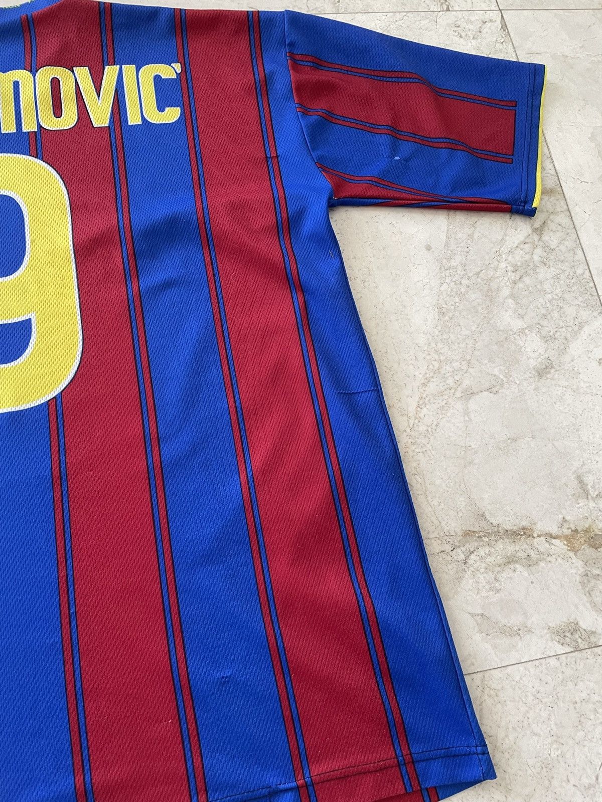 Other Bootleg FC Barcelona Zlatan Jersey Size US L / EU 52-54 / 3 - 6 Thumbnail