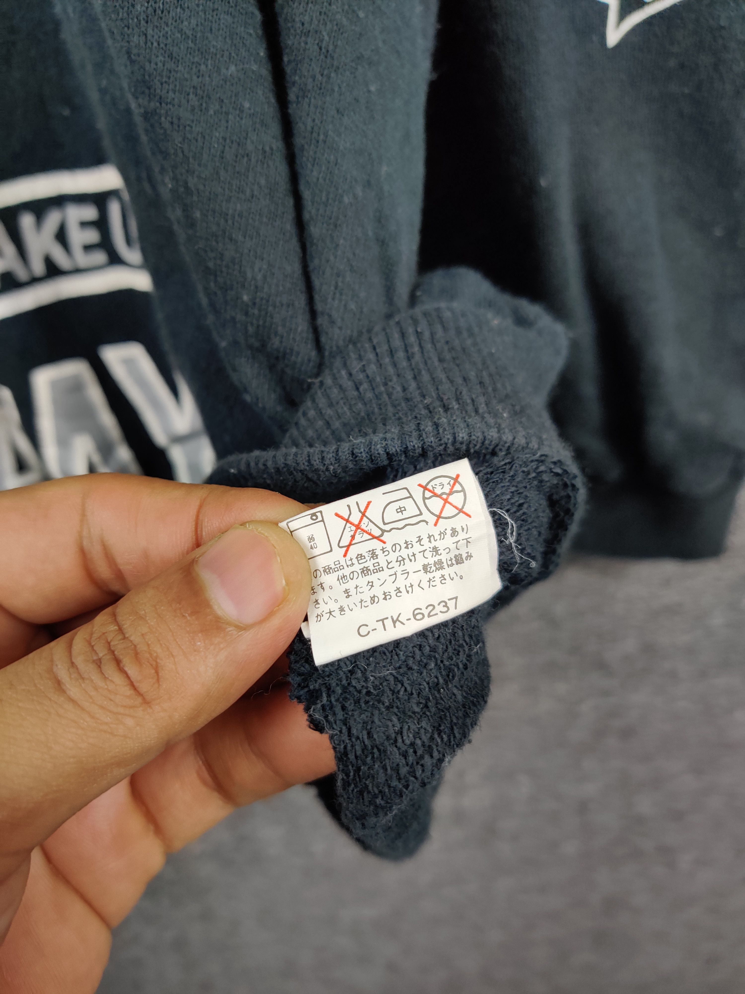 Japanese Brand Vintage Japanese Brand Run Way Graphic Crewneck Sweatshirt Size US XXL / EU 58 / 5 - 8 Thumbnail