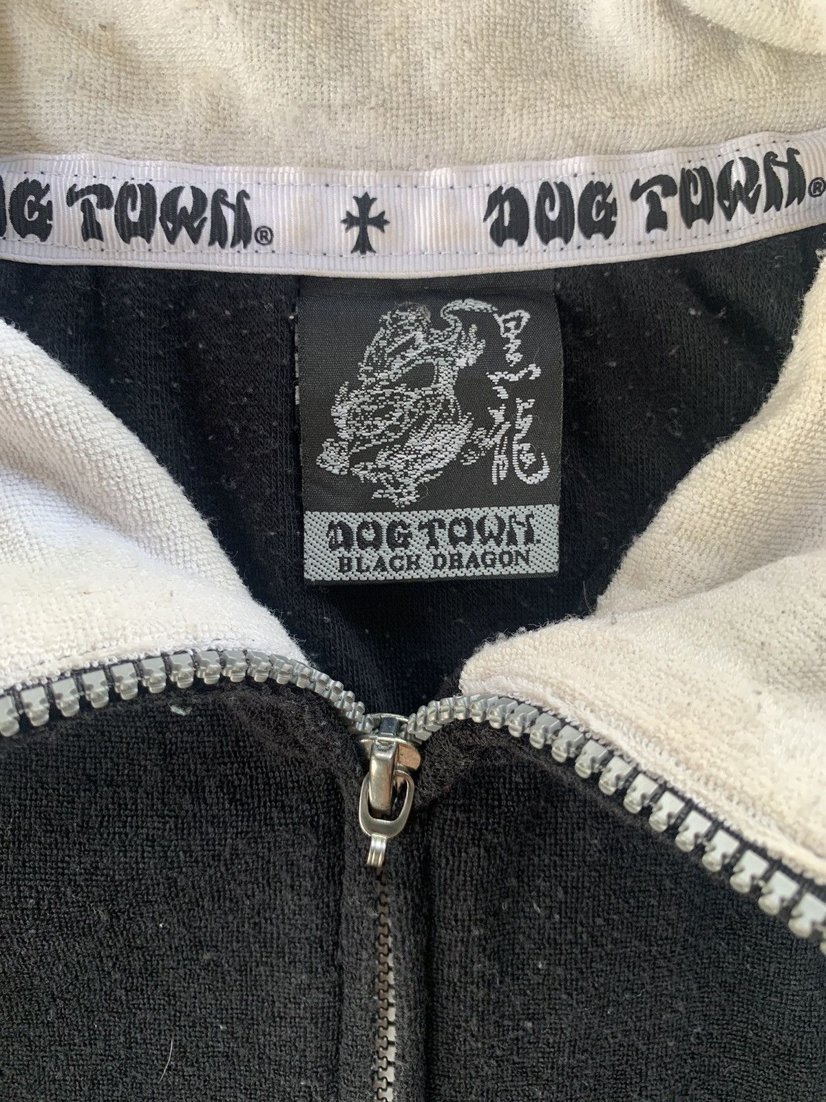 Dogtown Vintage DogTown Black Dragon Kimono Size US XL / EU 56 / 4 - 5 Thumbnail