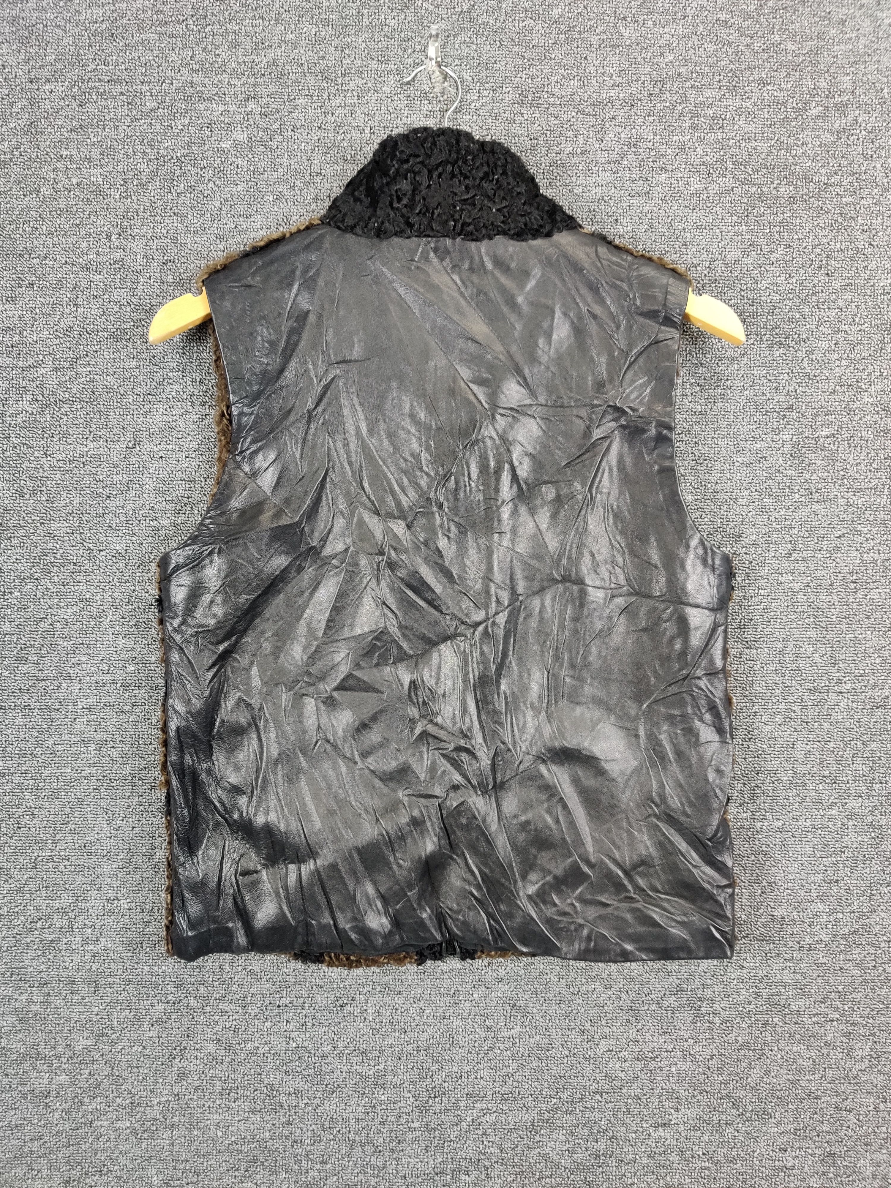 Japanese Brand Vintage Fleece PVC Vest Nice Design Size US S / EU 44-46 / 1 - 5 Thumbnail