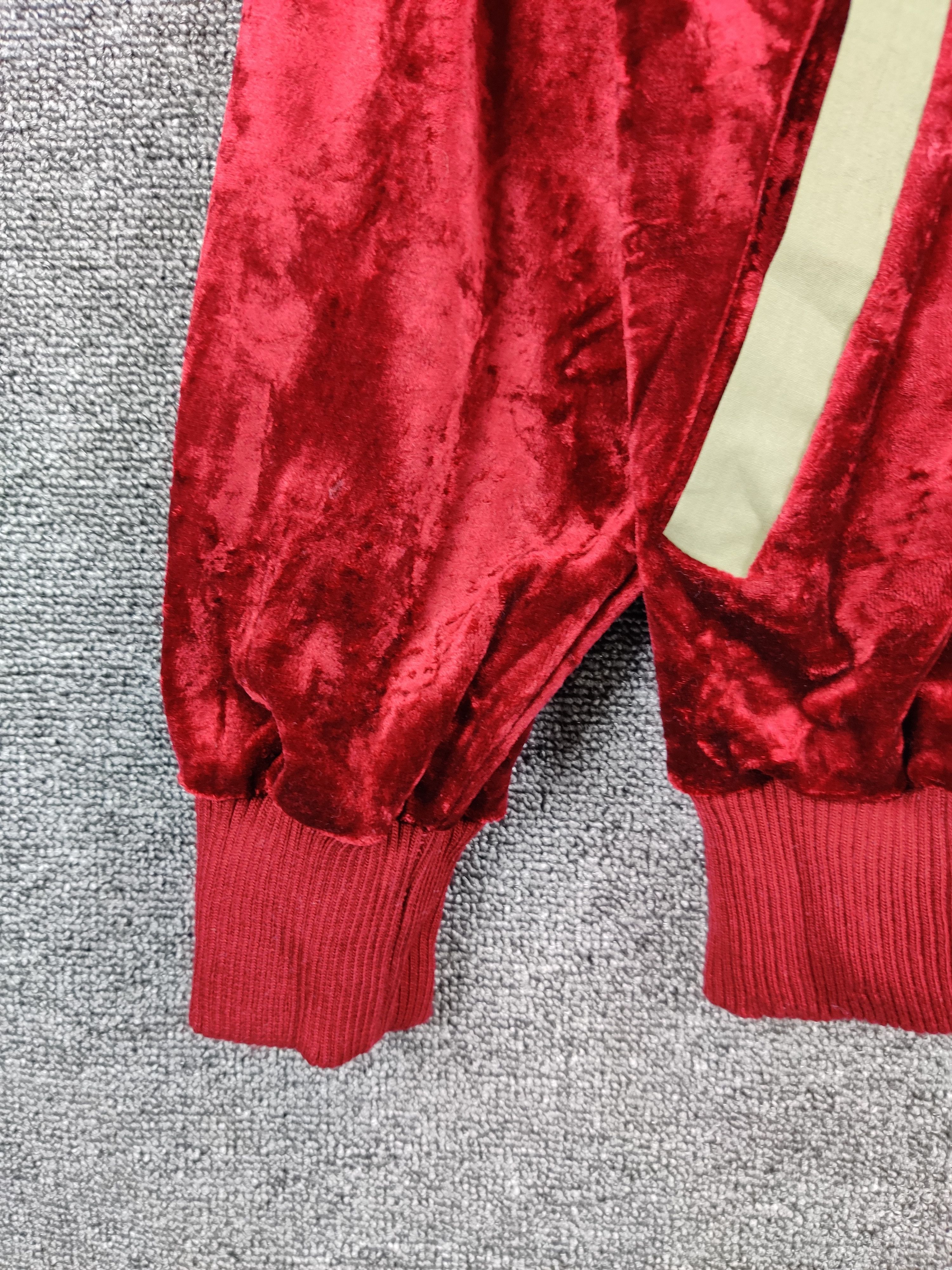Japanese Brand Vintage Japanese Brand David Graham Sweater Jacket Velvet Size US L / EU 52-54 / 3 - 4 Thumbnail