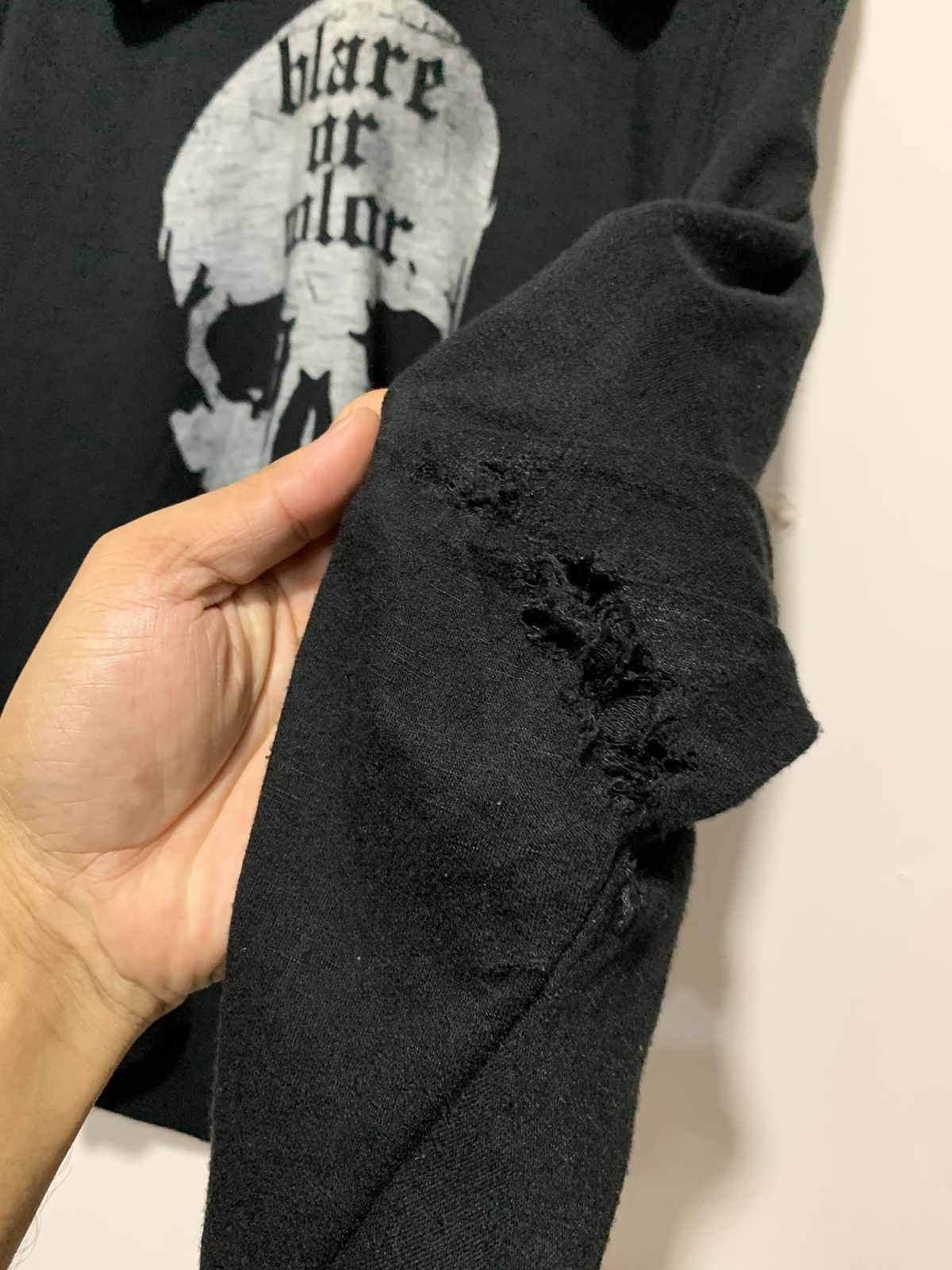 If Six Was Nine 🖤BLACKFRIDAY🖤Y2K BLARE OR COLOUR REALTY HOODIE Size US M / EU 48-50 / 2 - 3 Thumbnail