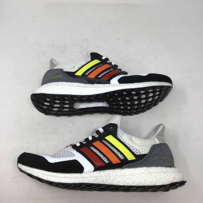 Ultraboost best sale s&l pride