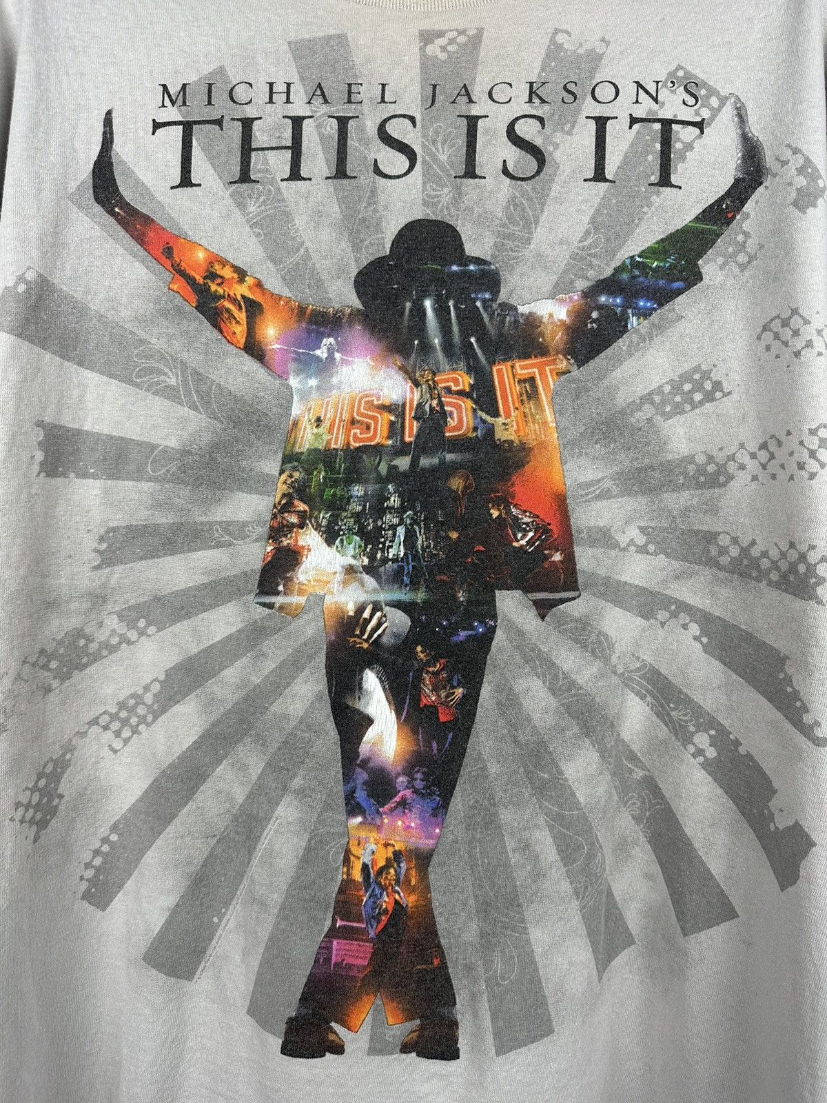 Band Tees × Michael Jackson × Vintage Vintage 00s Michael Jackson ‘This Is It’ Band T-Shirt Size US XL / EU 56 / 4 - 3 Thumbnail