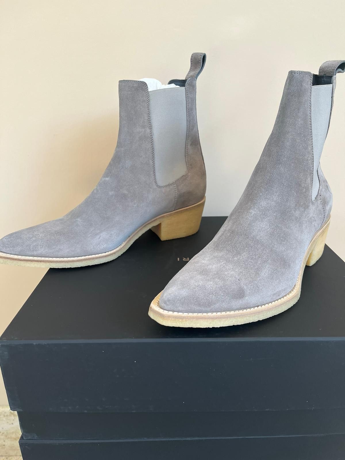 Amiri Crepe Pointy Toe Chelsa Boot in Slate Grey Size US 9.5 / EU 42-43 - 12 Thumbnail