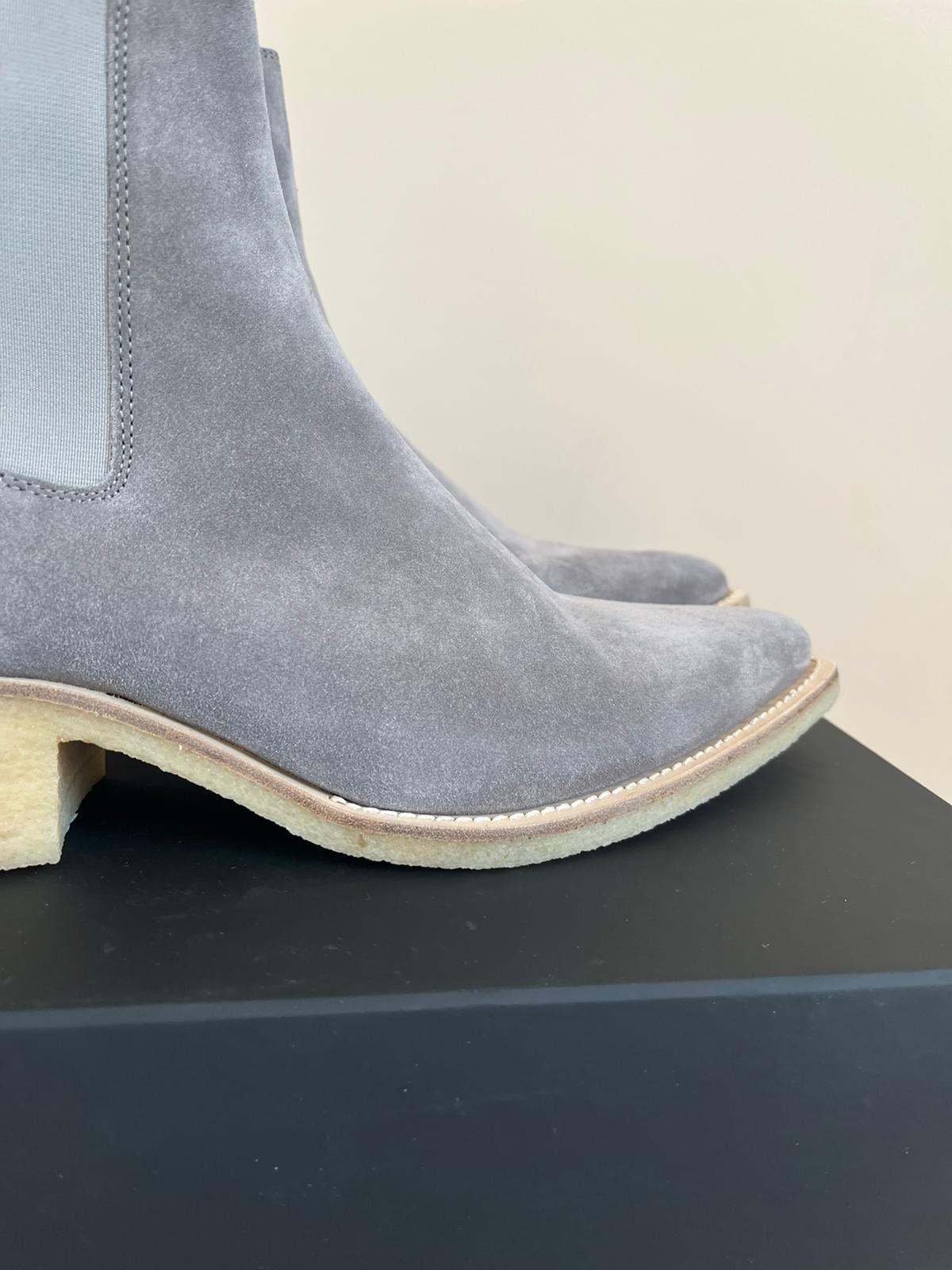 Amiri Crepe Pointy Toe Chelsa Boot in Slate Grey Size US 9.5 / EU 42-43 - 4 Thumbnail