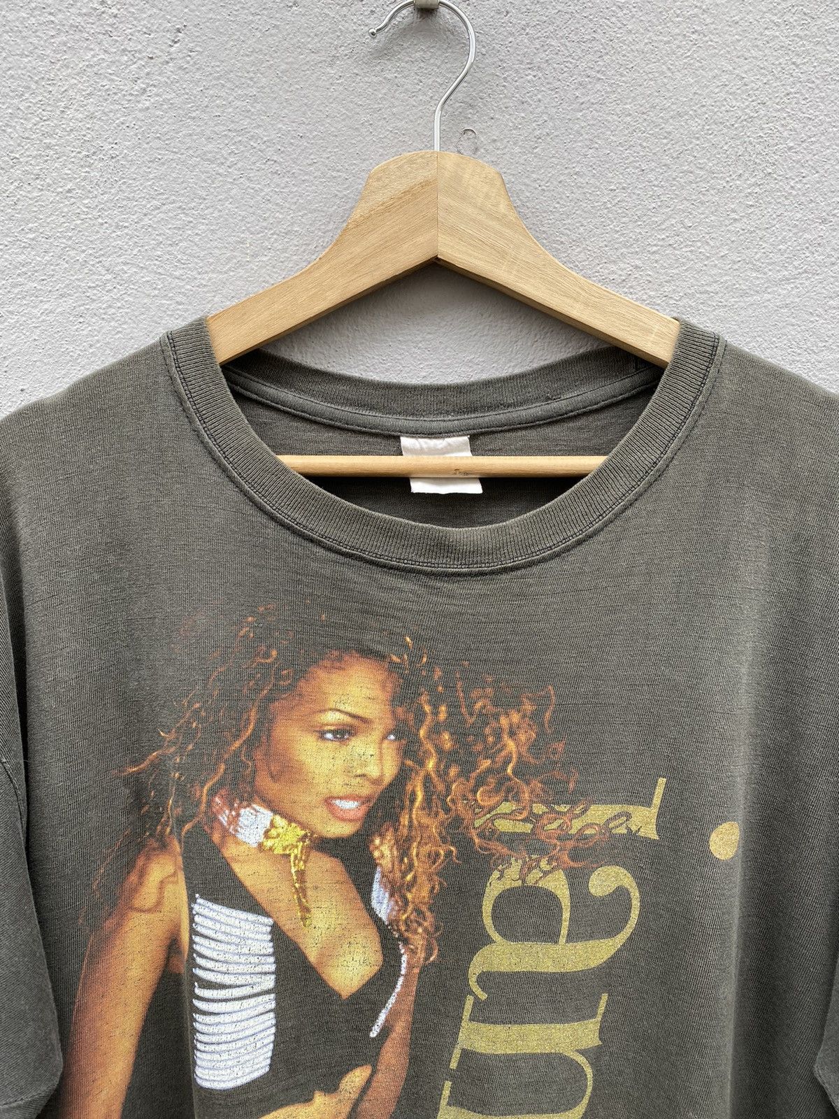 Band Tees 💥RARE💥True Vintage 93/94 JANET JACKSON World Tour XL Raptees Size US XL / EU 56 / 4 - 2 Thumbnail