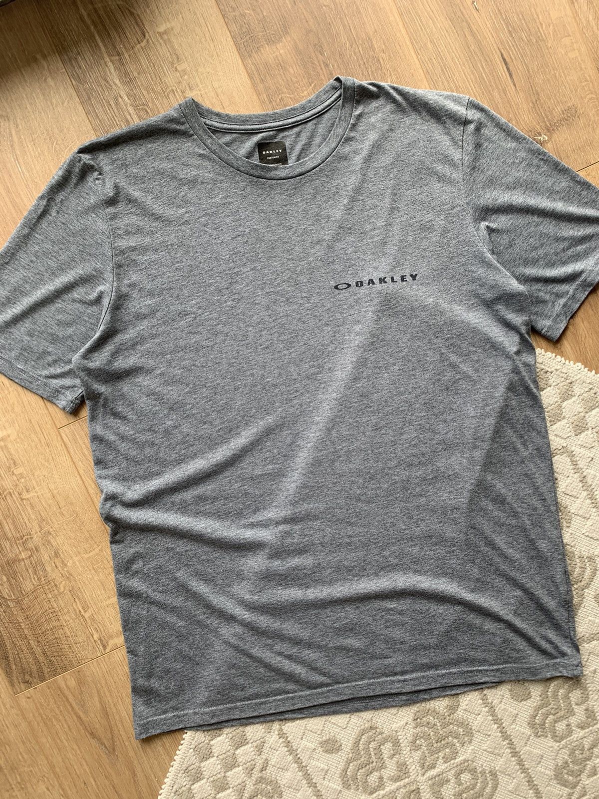 Oakley Oakley grey t-shirt Size US XL / EU 56 / 4 - 1 Thumbnail