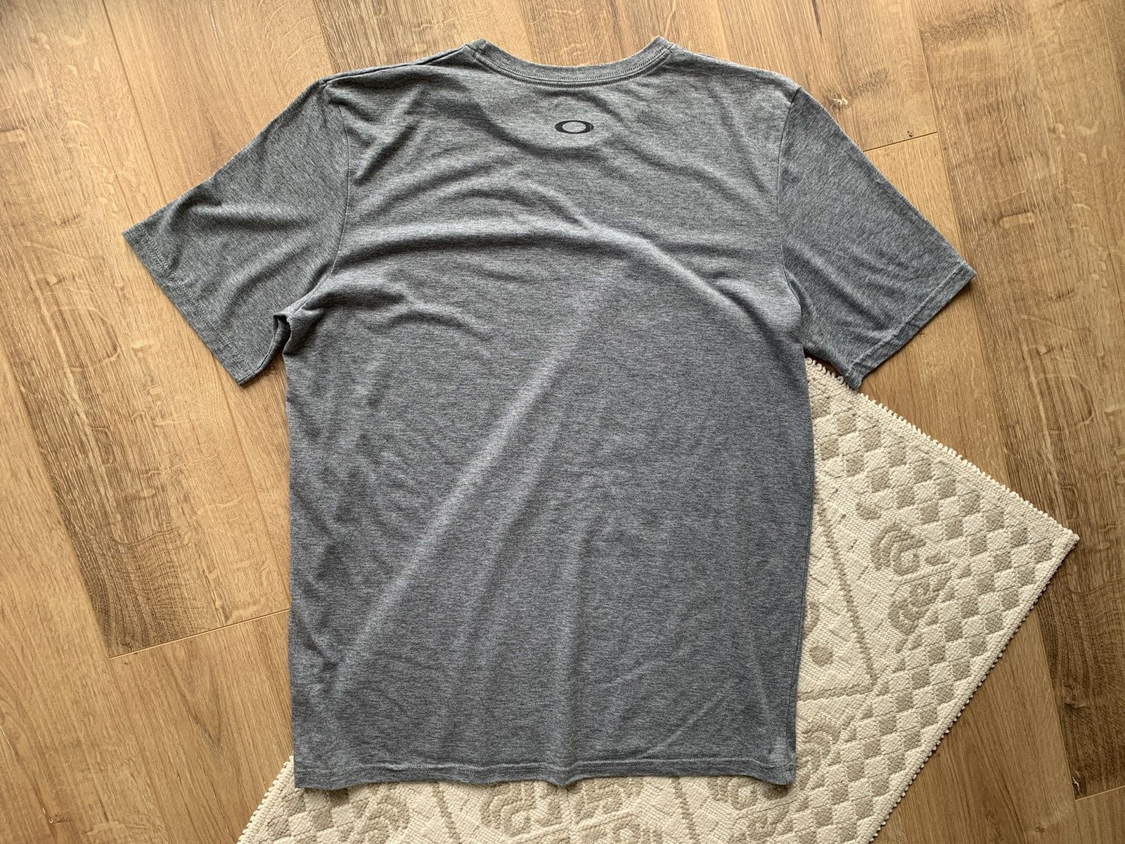 Oakley Oakley grey t-shirt Size US XL / EU 56 / 4 - 4 Thumbnail