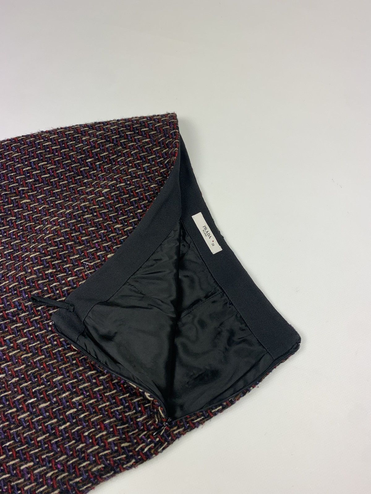 Prada Prada Milano women’s wool knitted skirt size 38 burgundy Size 26" / US 2 / IT 38 - 4 Thumbnail