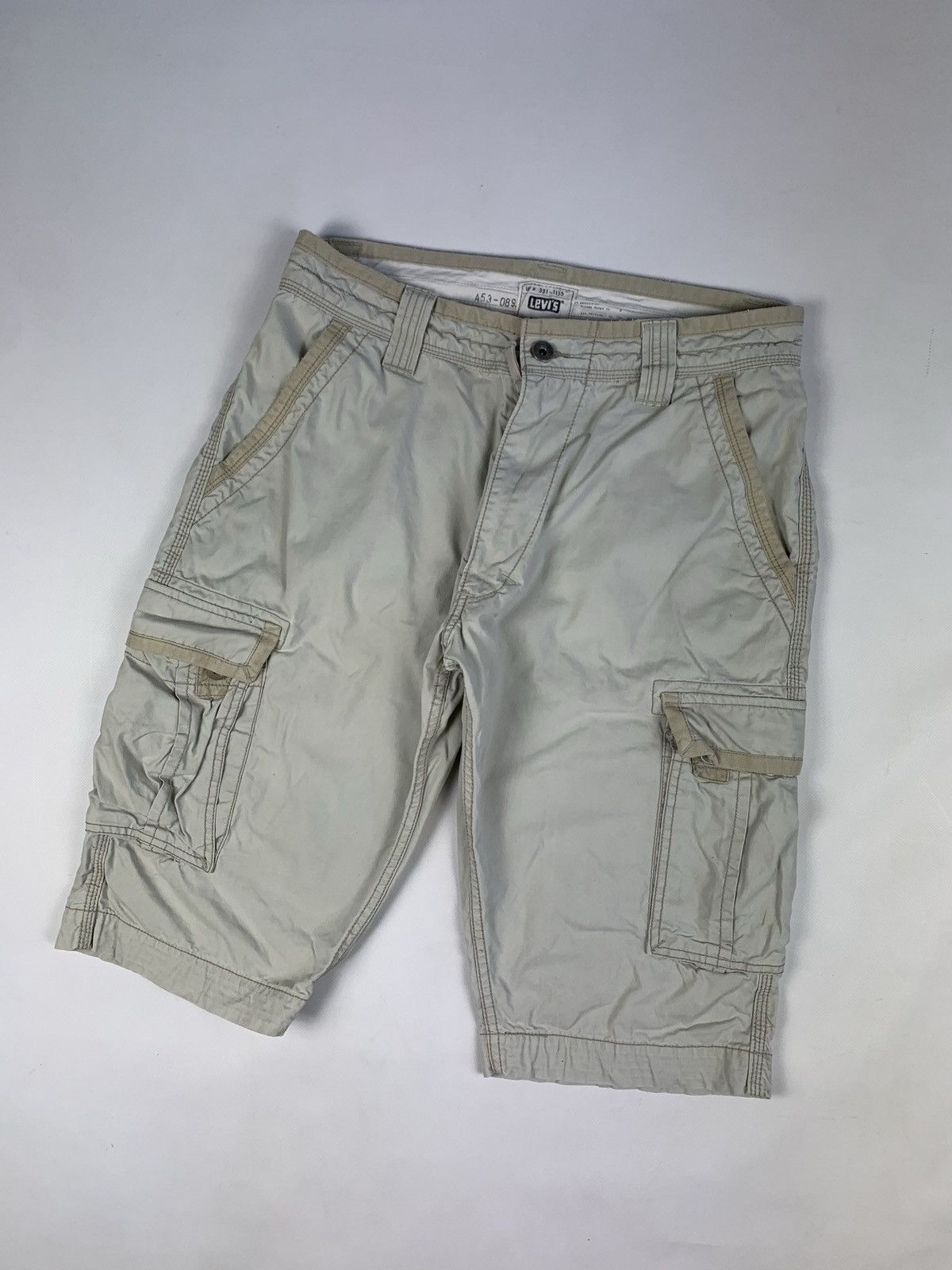Levi's Levis men’s vintage cargo shorts size 34 beige Size US 34 / EU 50 - 1 Thumbnail