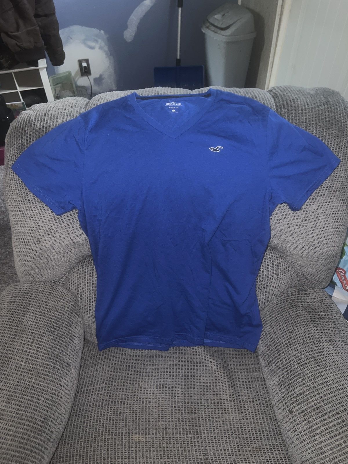 Hollister Hollister V-Neck Tee Size US XL / EU 56 / 4 - 1 Thumbnail