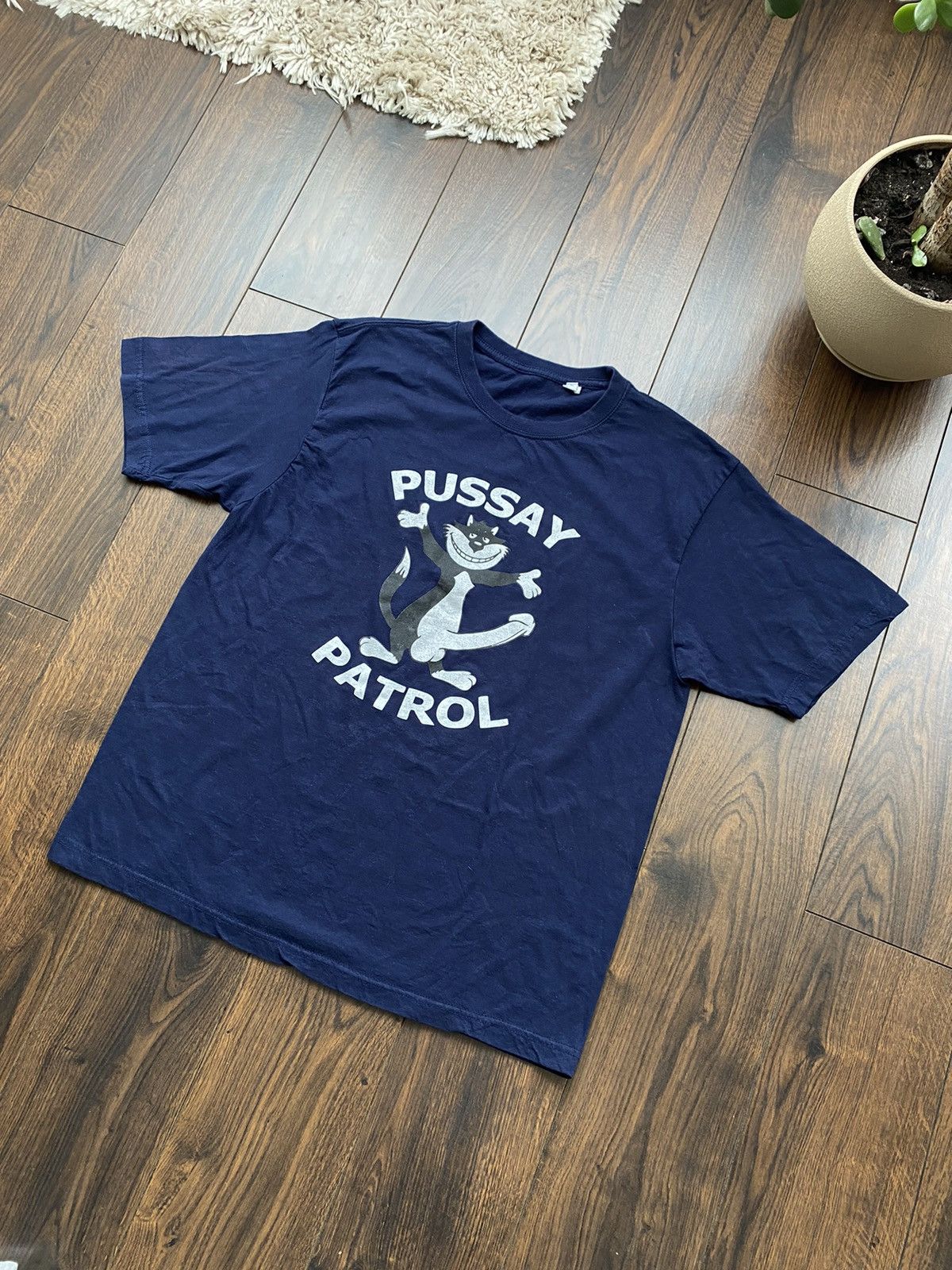 Other SICK T SHIRT PUSSAY PATROL FROM THE INBETWEENERS T SHIRT Size US L / EU 52-54 / 3 - 1 Thumbnail