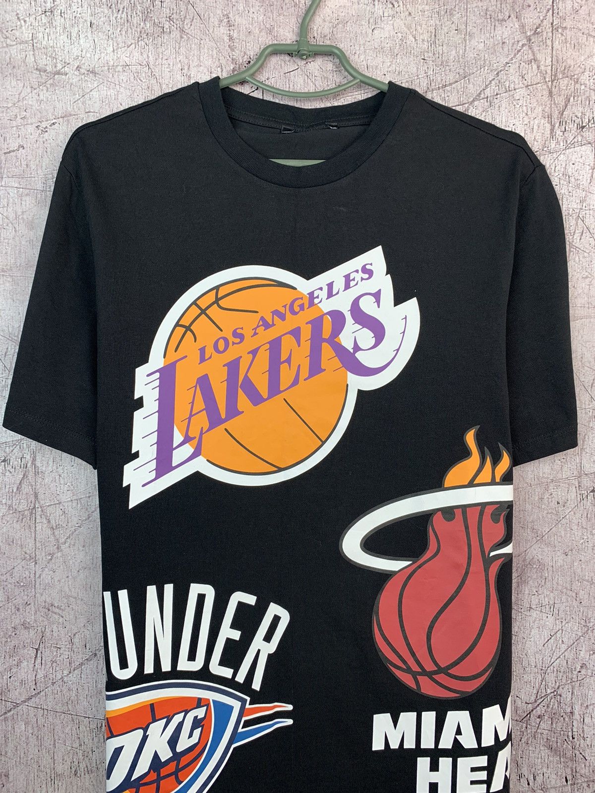 NBA × Vintage Vintage NBA Teams Lakers Miami Heat Thunder T Shirt Size US L / EU 52-54 / 3 - 2 Thumbnail