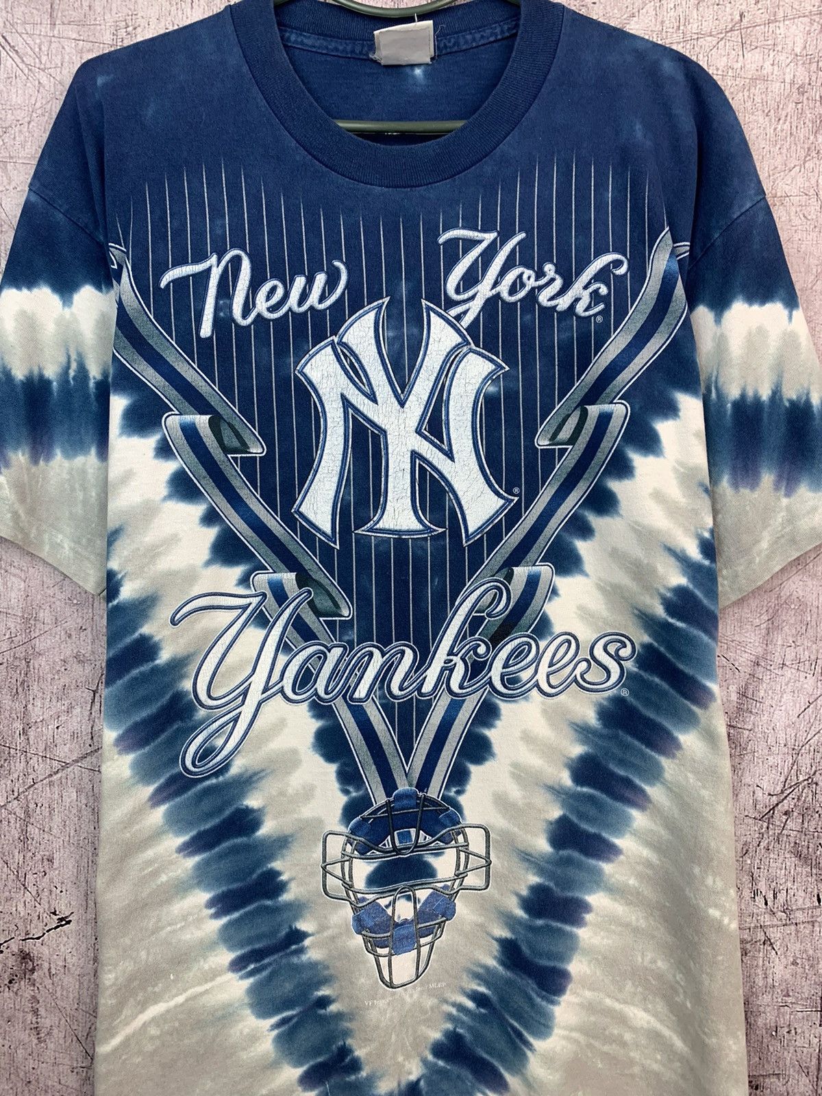 New York Yankees Y2K New York Yankees All Over Print Tie Dye T-Shirt Size US XL / EU 56 / 4 - 3 Thumbnail