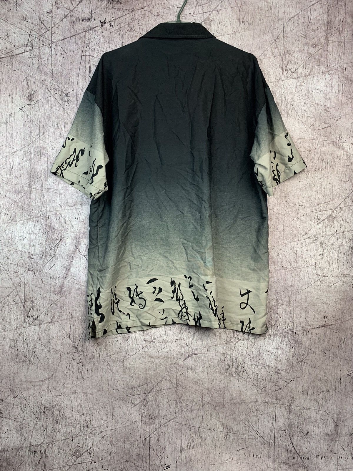 Japanese Brand Vintage Japanese Dragon Asian Shirt Size US XL / EU 56 / 4 - 5 Thumbnail