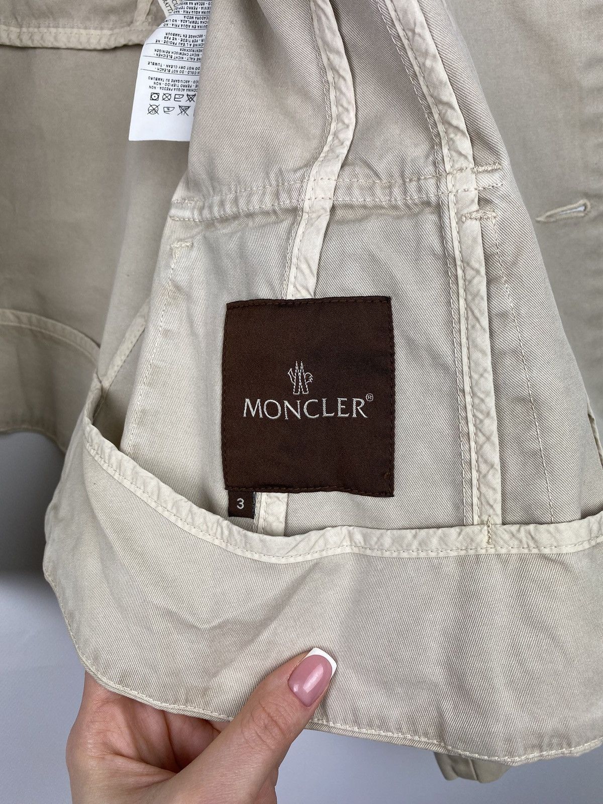 Moncler VTG Moncler ladies blazer jacket pea coat size 3 Beige Size M / US 6-8 / IT 42-44 - 16 Thumbnail