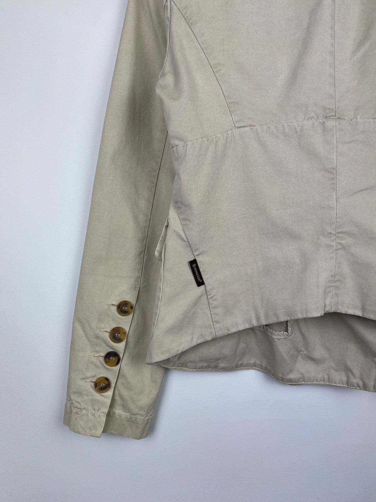 Moncler VTG Moncler ladies blazer jacket pea coat size 3 Beige Size M / US 6-8 / IT 42-44 - 24 Thumbnail