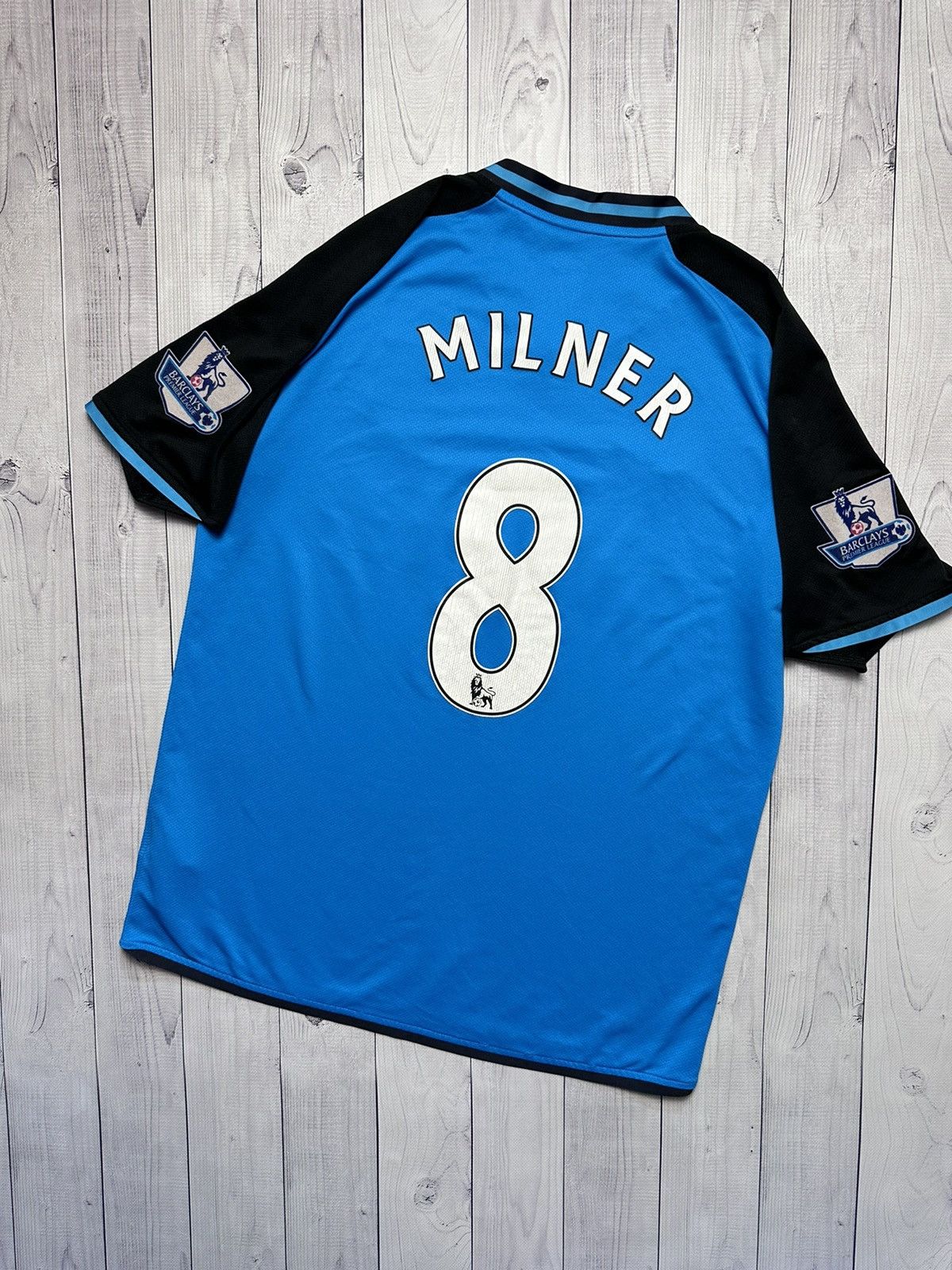 Vintage Vintage Nike Soccer jersey Aston villa 8 Milner blue rare M Size US M / EU 48-50 / 2 - 1 Thumbnail