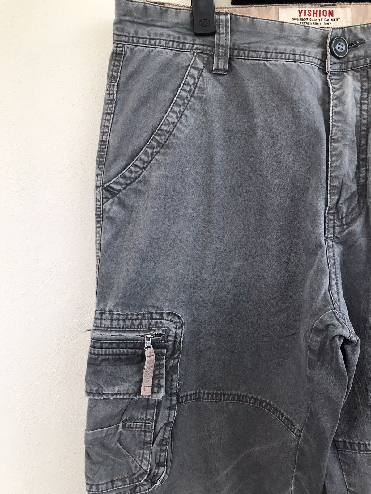 Japanese Brand Yishion distressed cargo multipocket utility Size US 33 - 10 Thumbnail