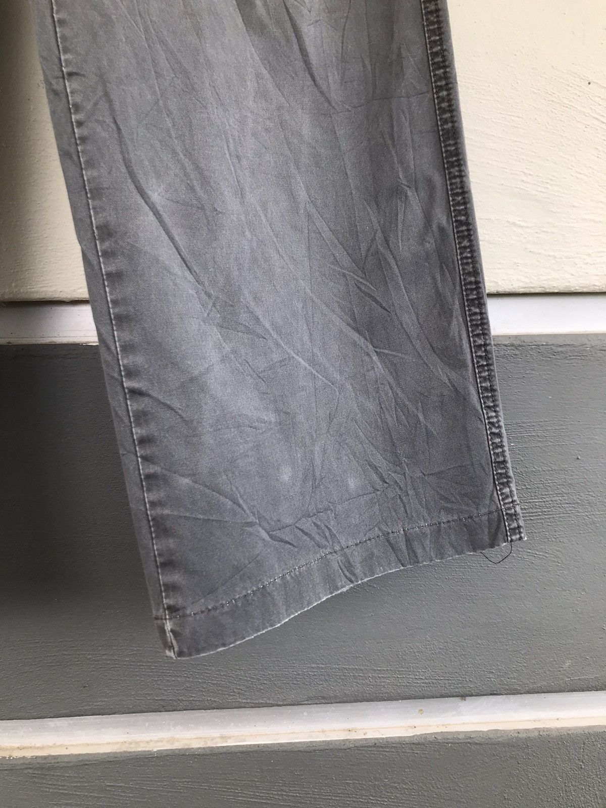 Japanese Brand Yishion distressed cargo multipocket utility Size US 33 - 7 Thumbnail