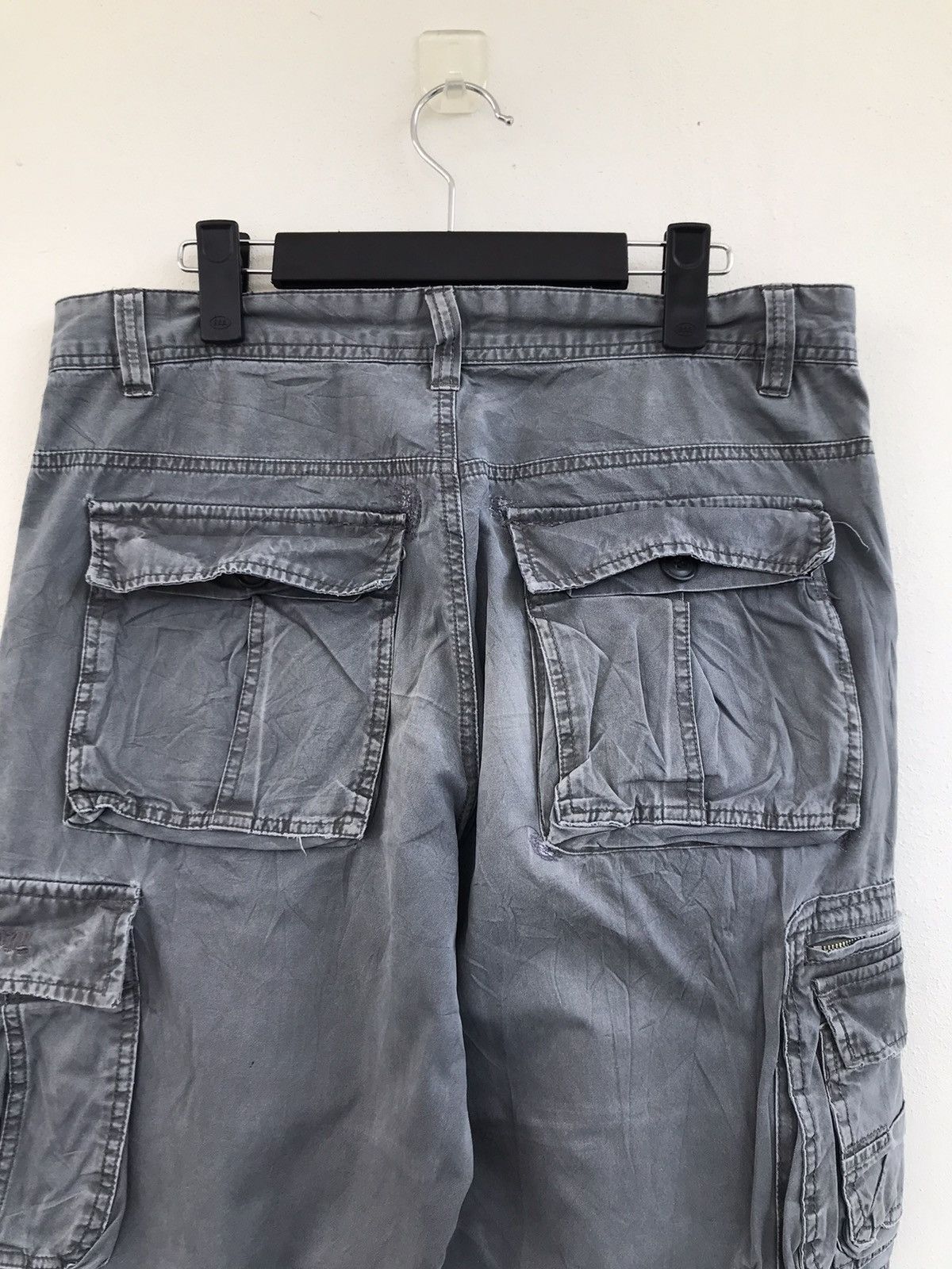 Japanese Brand Yishion distressed cargo multipocket utility Size US 33 - 13 Thumbnail