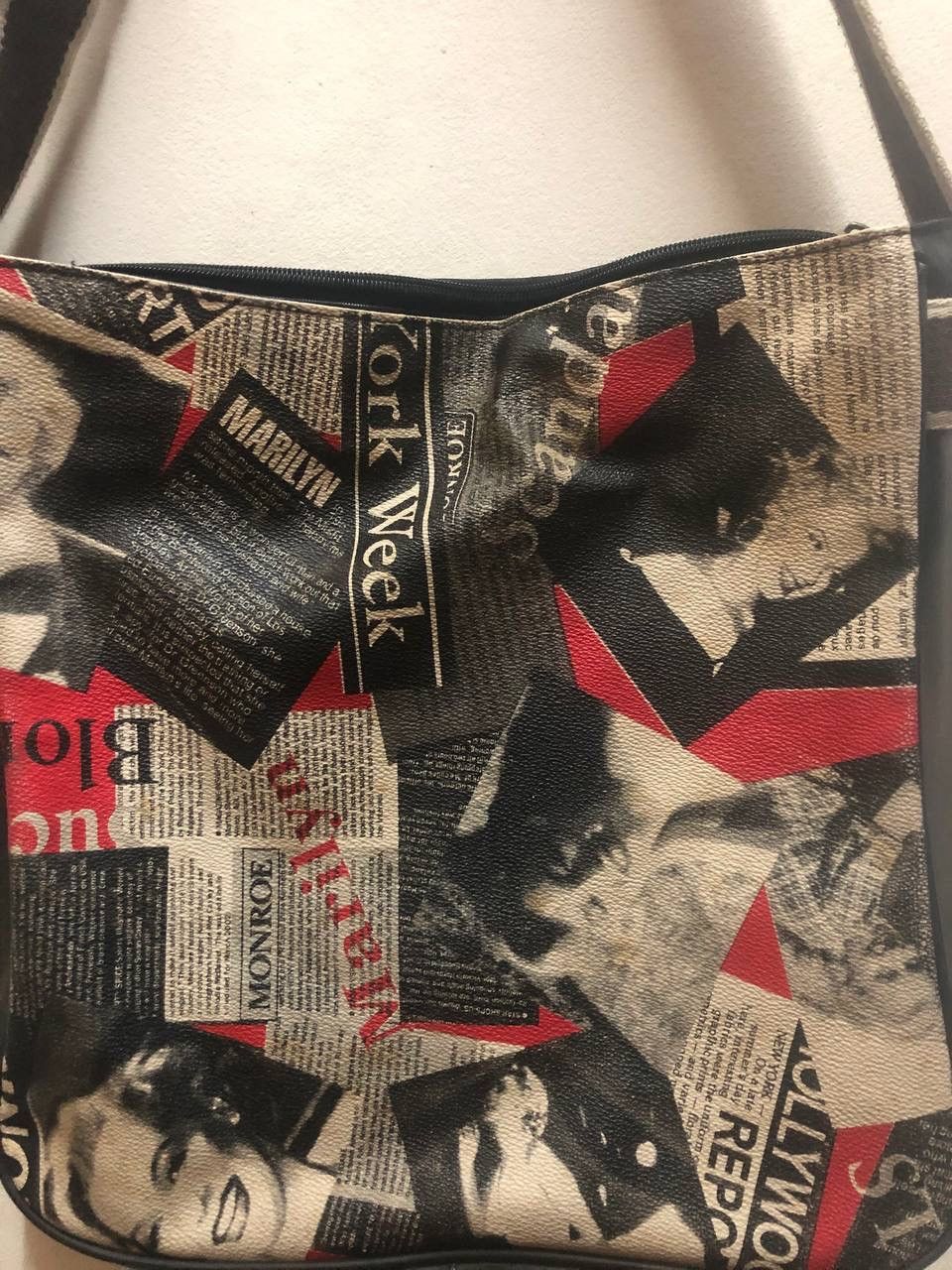 Leather Marilyn Monroe Overprint Leather Sling Bag Shoulder Bag Size ONE SIZE - 4 Thumbnail