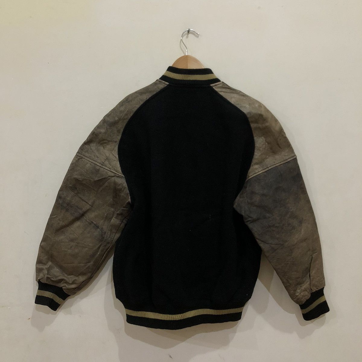 Japanese Brand Varsity Leather Jacket BUCK Graffiti Size US M / EU 48-50 / 2 - 8 Thumbnail