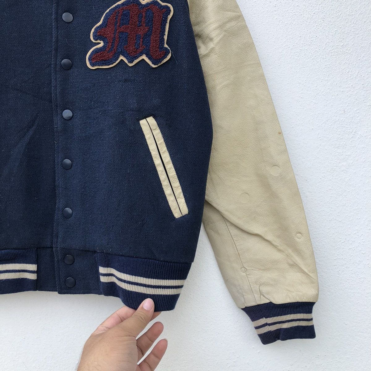 Japanese Brand VARSITY JACKET LEATHER SLEEVE BIG LOGO Size US M / EU 48-50 / 2 - 3 Thumbnail