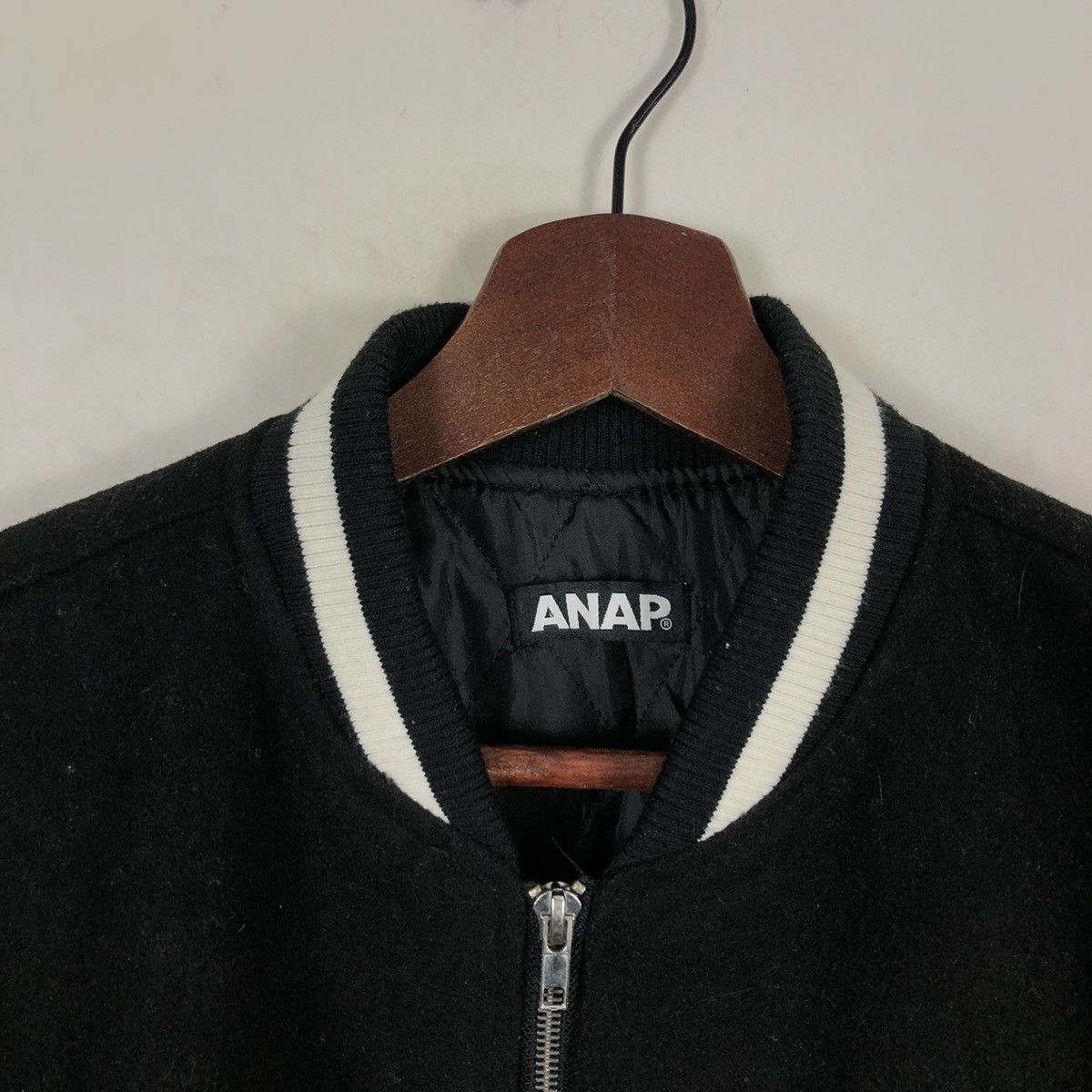 Japanese Brand ANAP VARSITY JACKET PLAIN BLACK AND WHITE Size US M / EU 48-50 / 2 - 5 Thumbnail