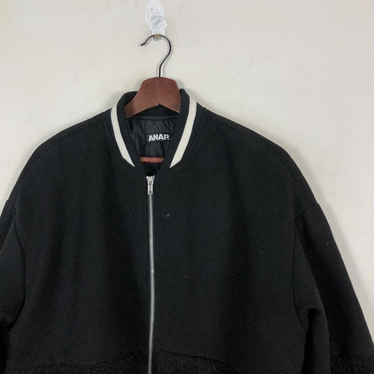 Japanese Brand ANAP VARSITY JACKET PLAIN BLACK AND WHITE Size US M / EU 48-50 / 2 - 2 Thumbnail