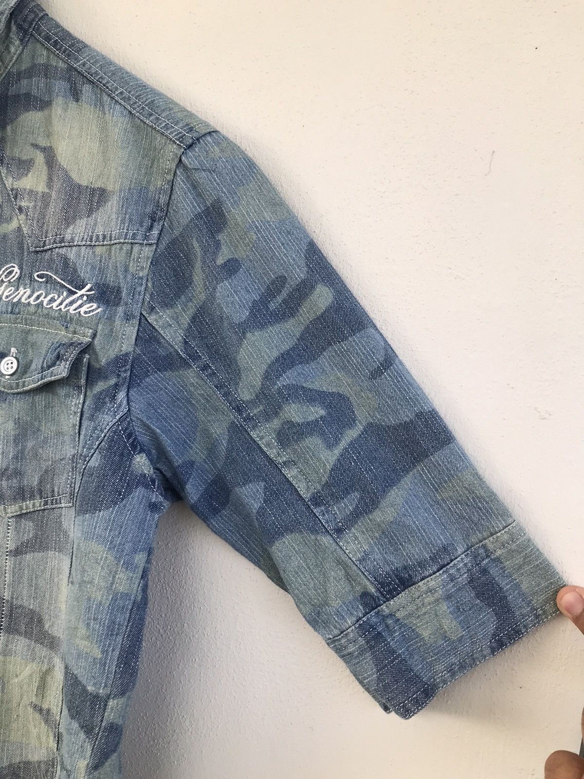 In The Attic Rare🔥🔥In The Attic Blue camo Denim Shirt Size US M / EU 48-50 / 2 - 7 Thumbnail