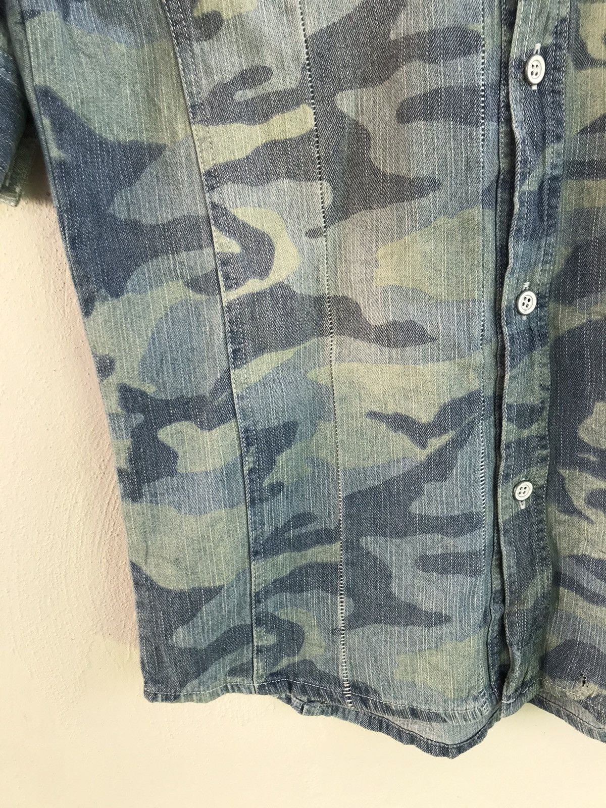 In The Attic Rare🔥🔥In The Attic Blue camo Denim Shirt Size US M / EU 48-50 / 2 - 10 Thumbnail