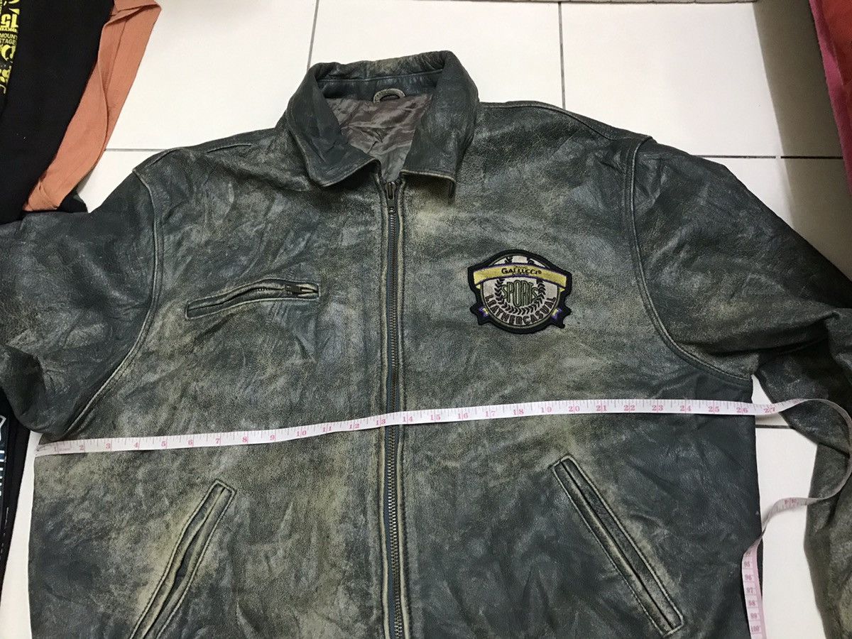 Vintage Vintage Distressed Leather Sports Causal Leather Jacket Size US L / EU 52-54 / 3 - 8 Thumbnail