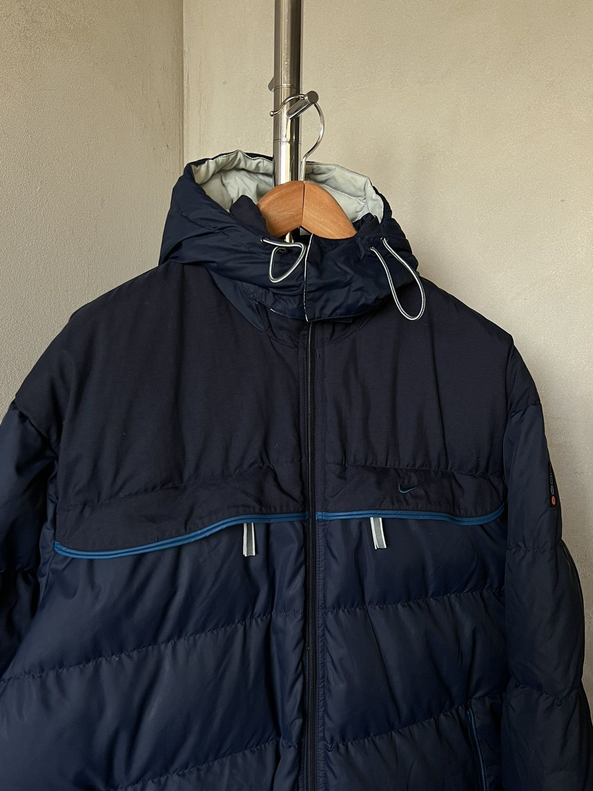 Nike × Vintage 90s Vintage Nike Logo Down Puffer Jacket Size US L / EU 52-54 / 3 - 3 Thumbnail