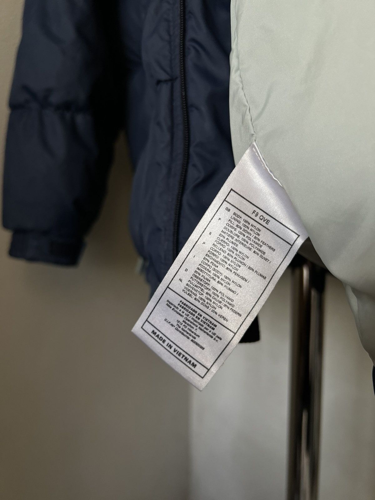 Nike × Vintage 90s Vintage Nike Logo Down Puffer Jacket Size US L / EU 52-54 / 3 - 14 Thumbnail